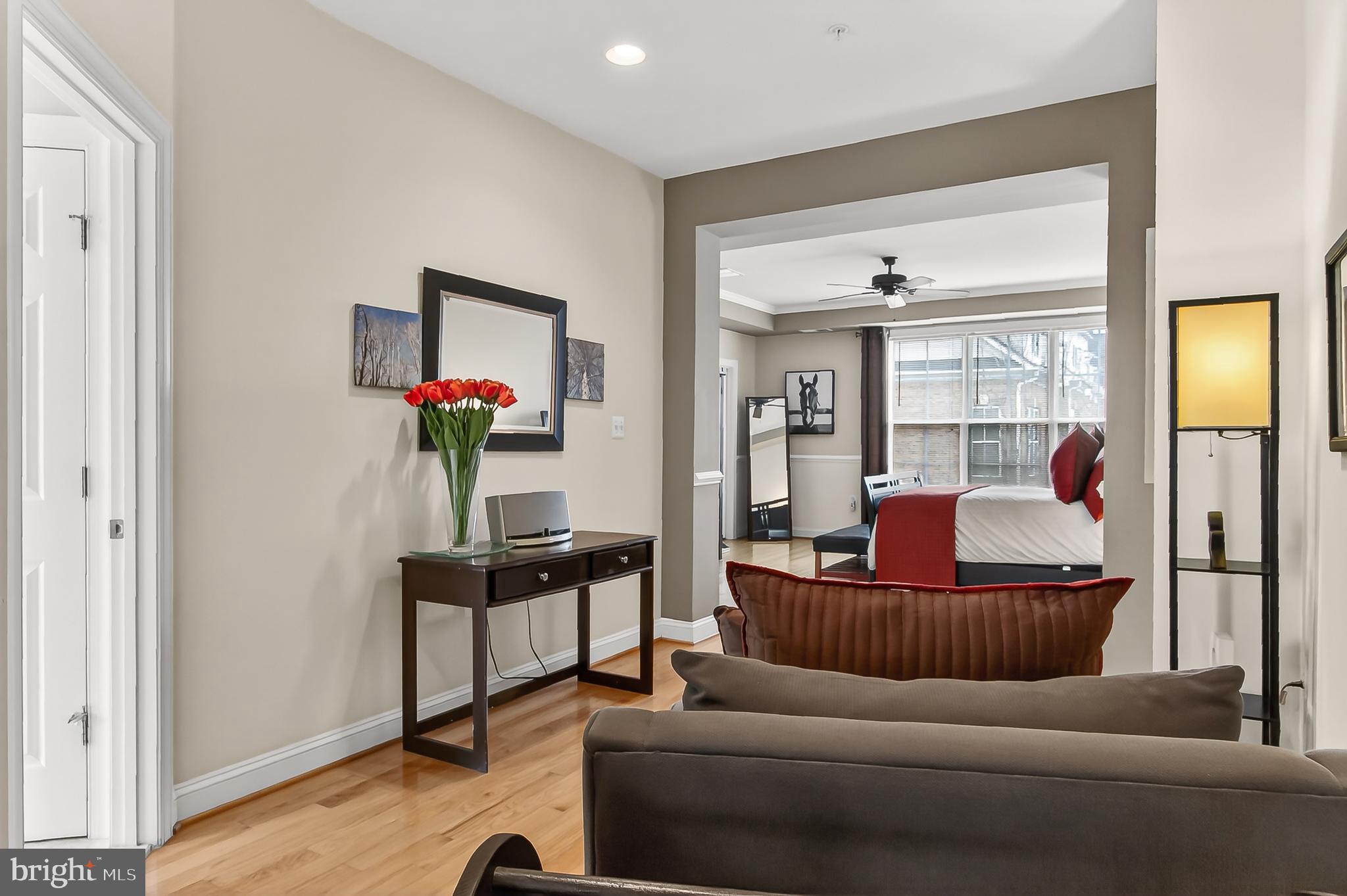 FORTNIGHTLY SQUARE - Residential