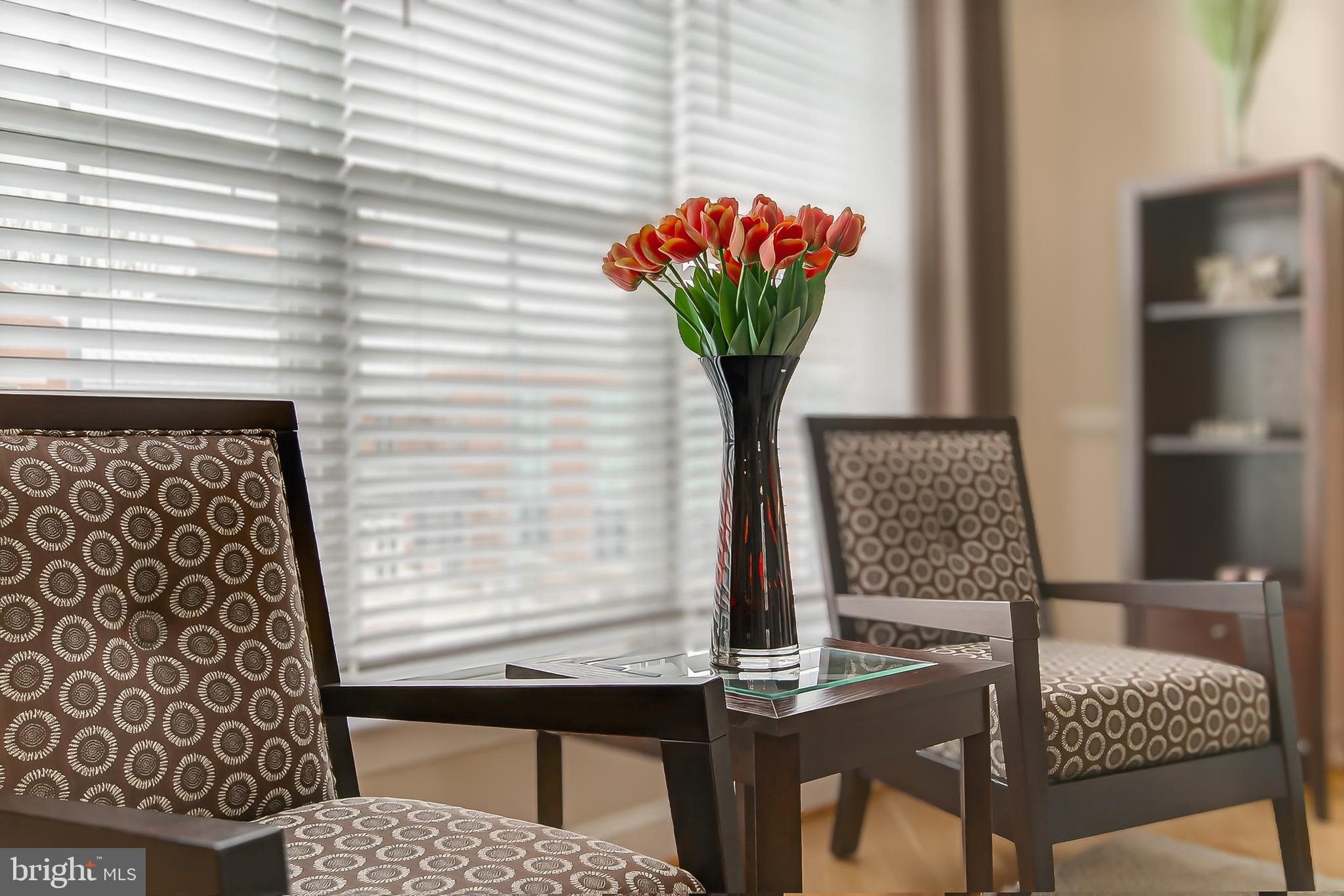 FORTNIGHTLY SQUARE - Residential