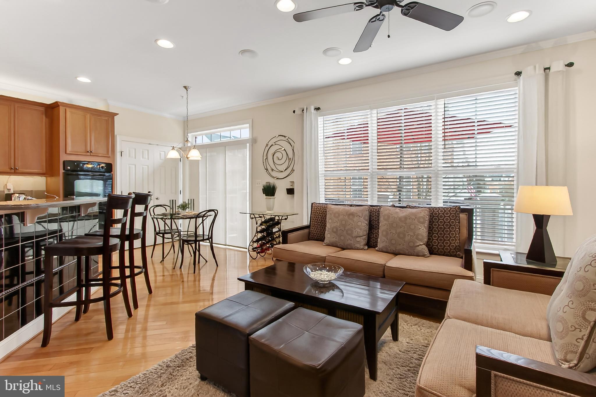 FORTNIGHTLY SQUARE - Residential