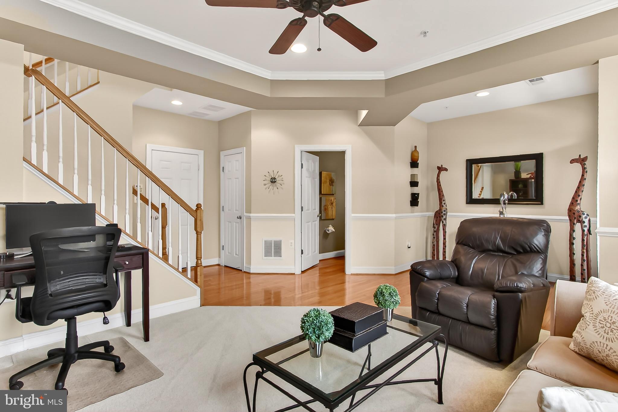 FORTNIGHTLY SQUARE - Residential