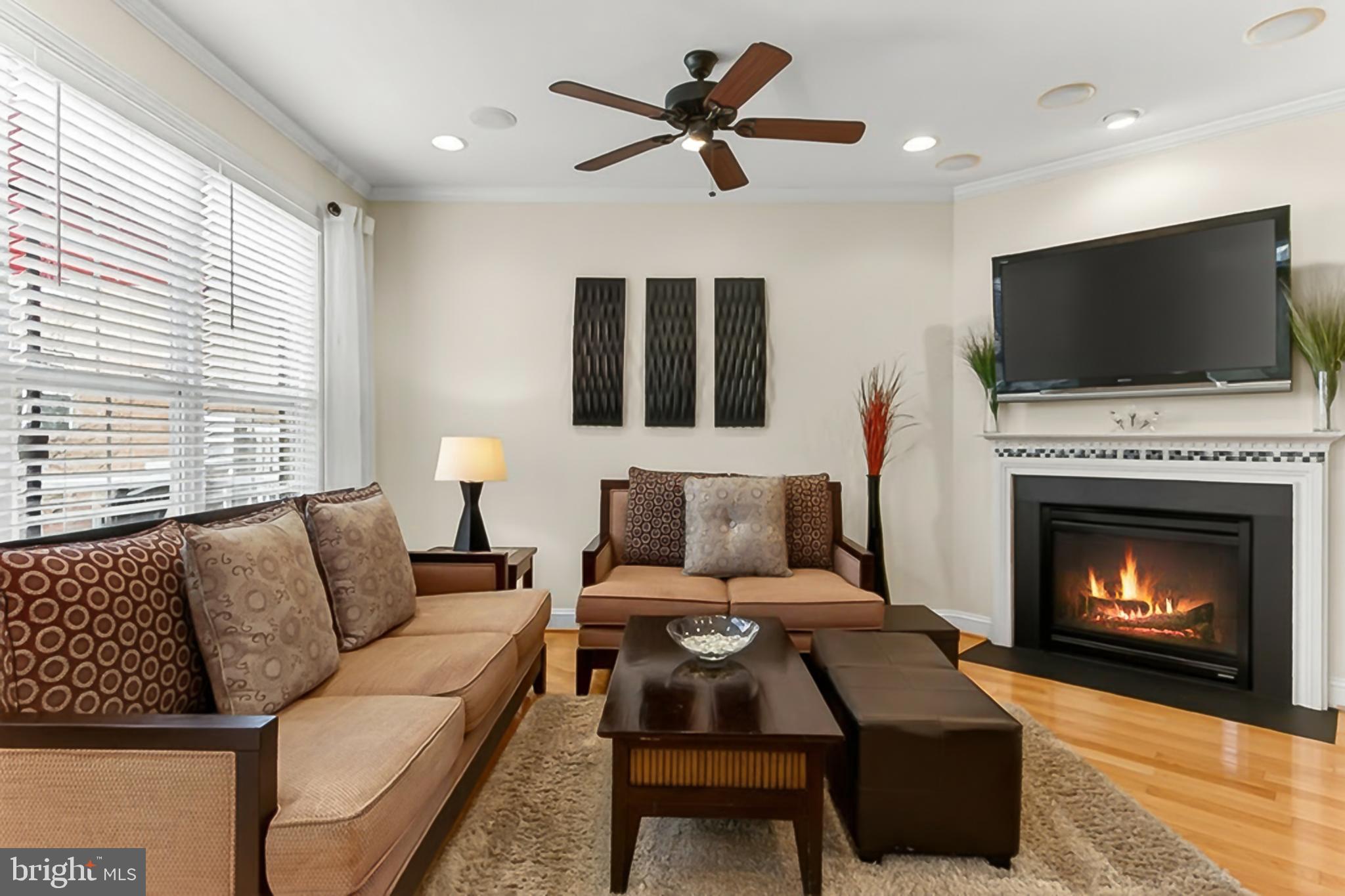 FORTNIGHTLY SQUARE - Residential