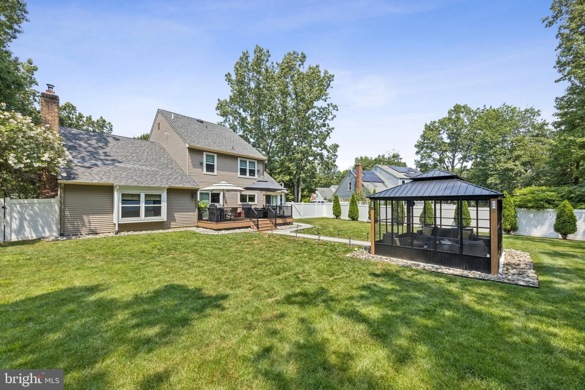 Voorhees, New Jersey 08043, United States, 4 Bedrooms Bedrooms, ,3 BathroomsBathrooms,Residential,Contingent,191124