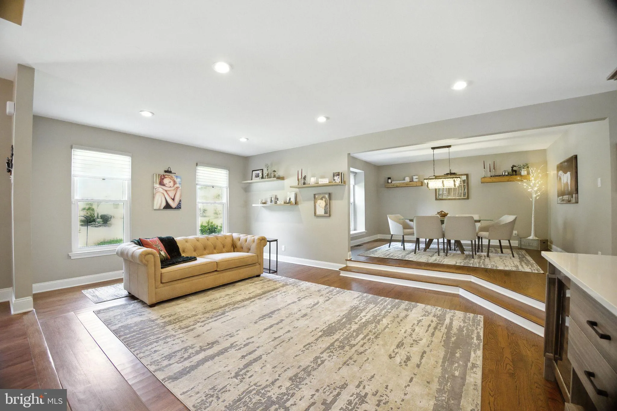 Voorhees, New Jersey 08043, United States, 4 Bedrooms Bedrooms, ,3 BathroomsBathrooms,Residential,Contingent,191124