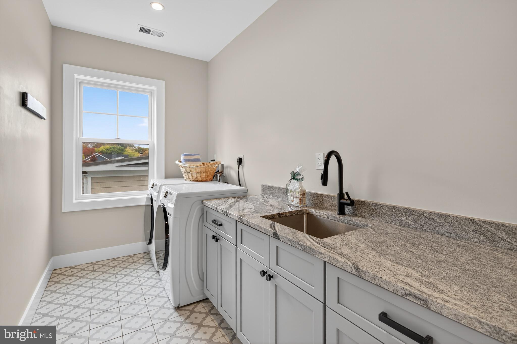 GARRETT PARK ESTATES - Residential