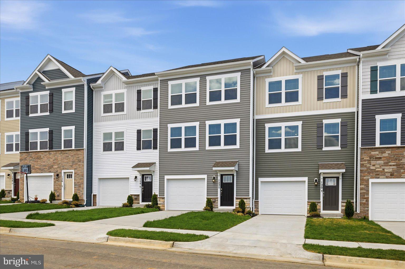 122 BOWERS