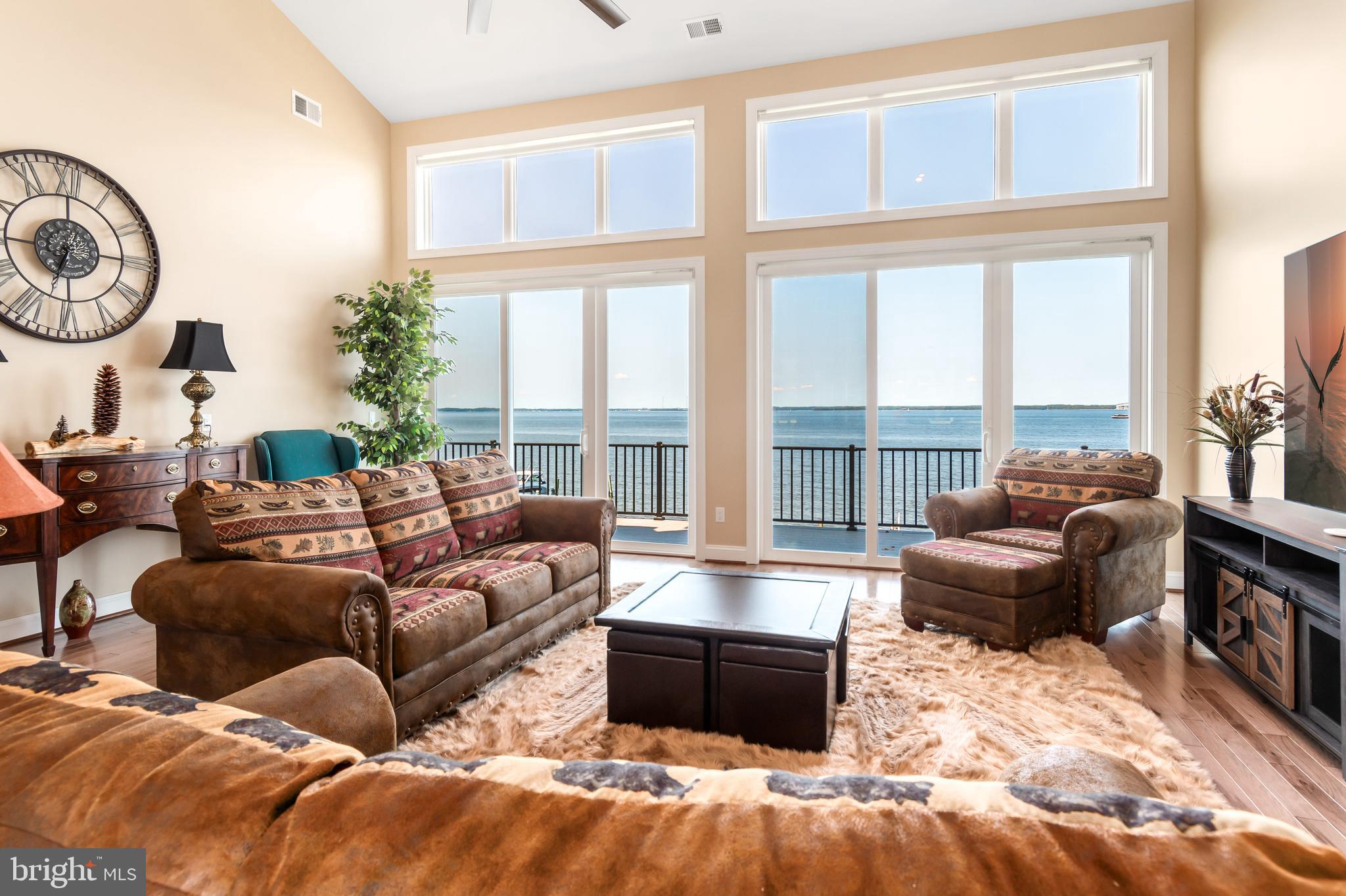 BAY CITY - Residential