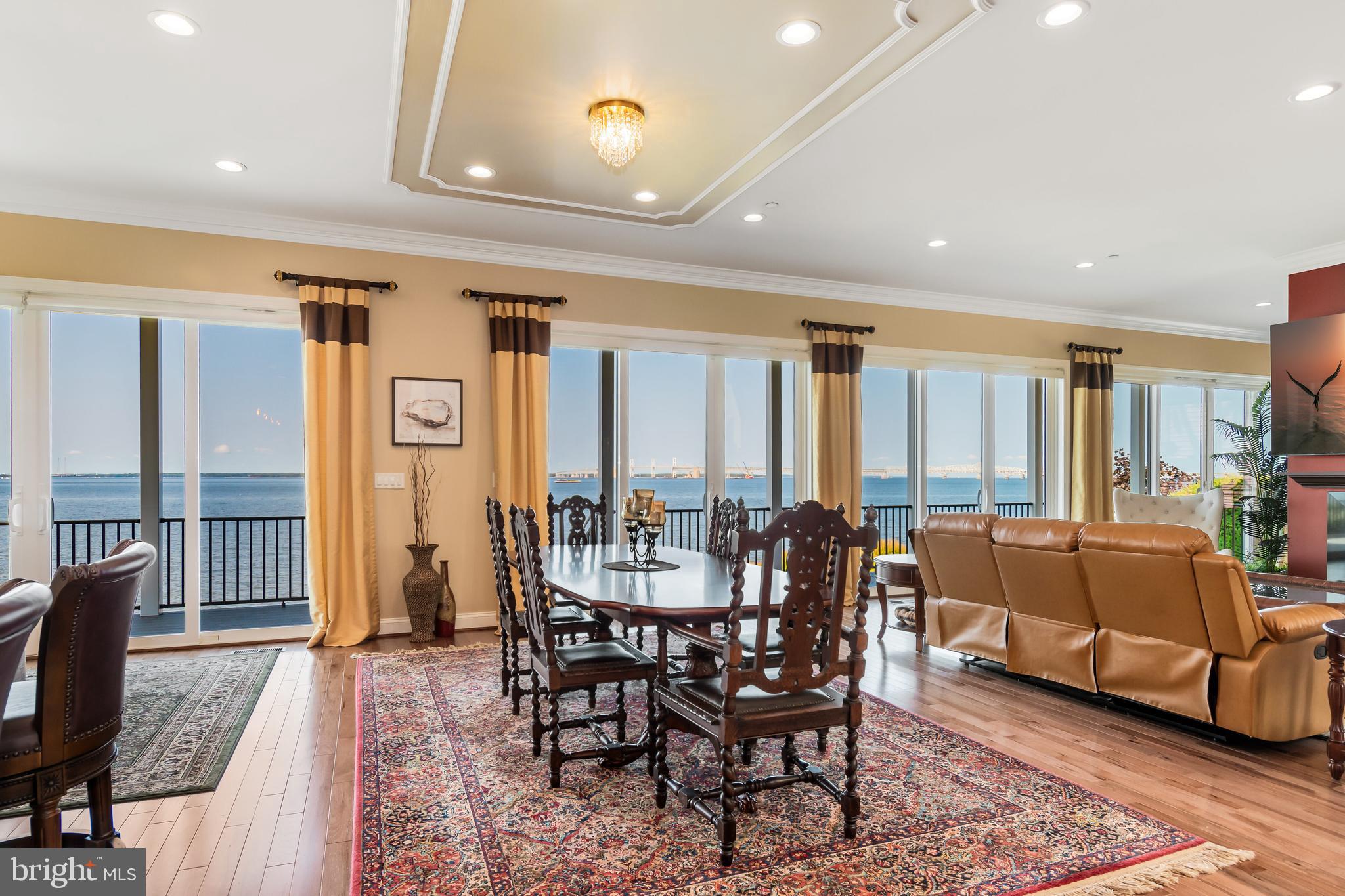 BAY CITY - Residential