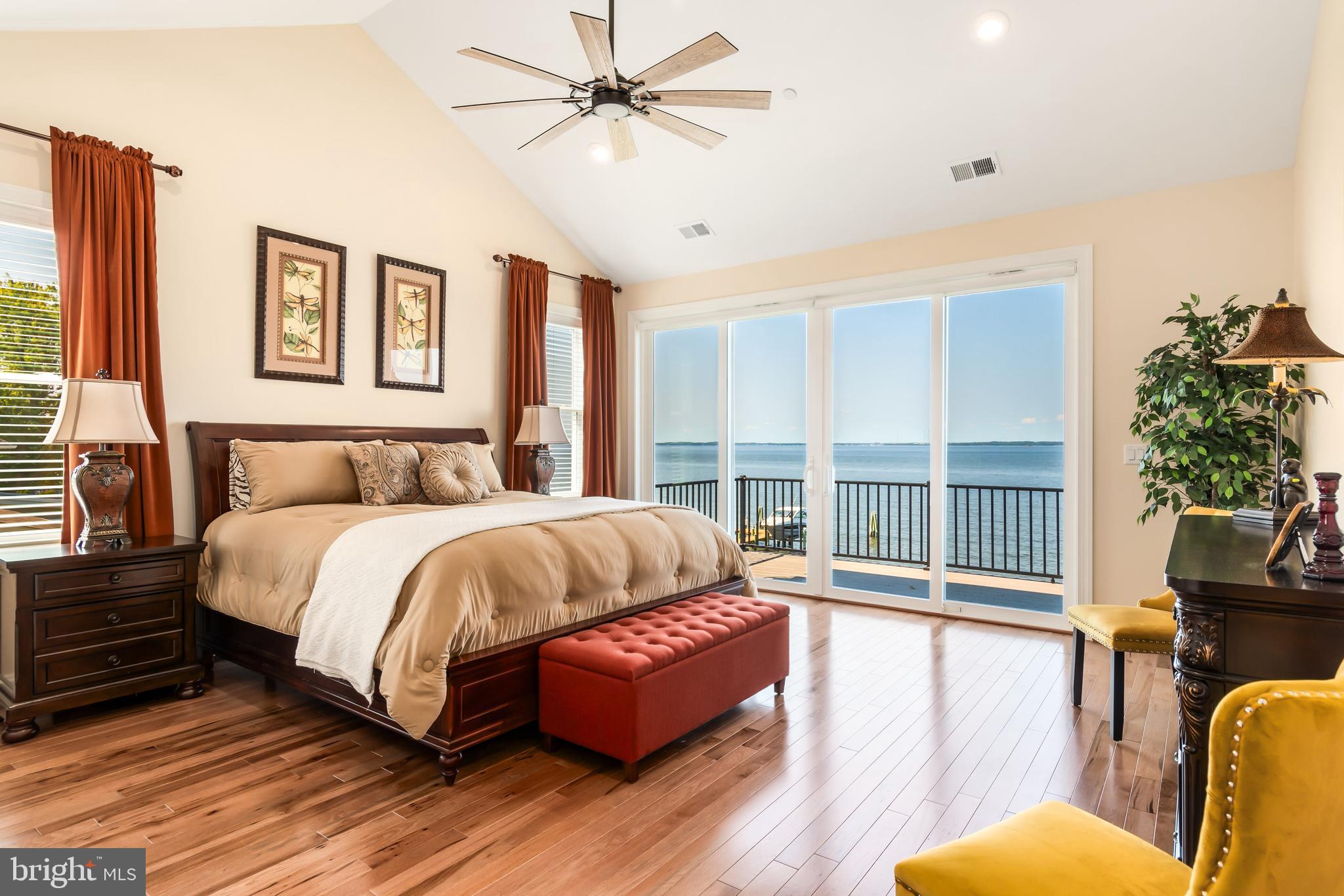 BAY CITY - Residential