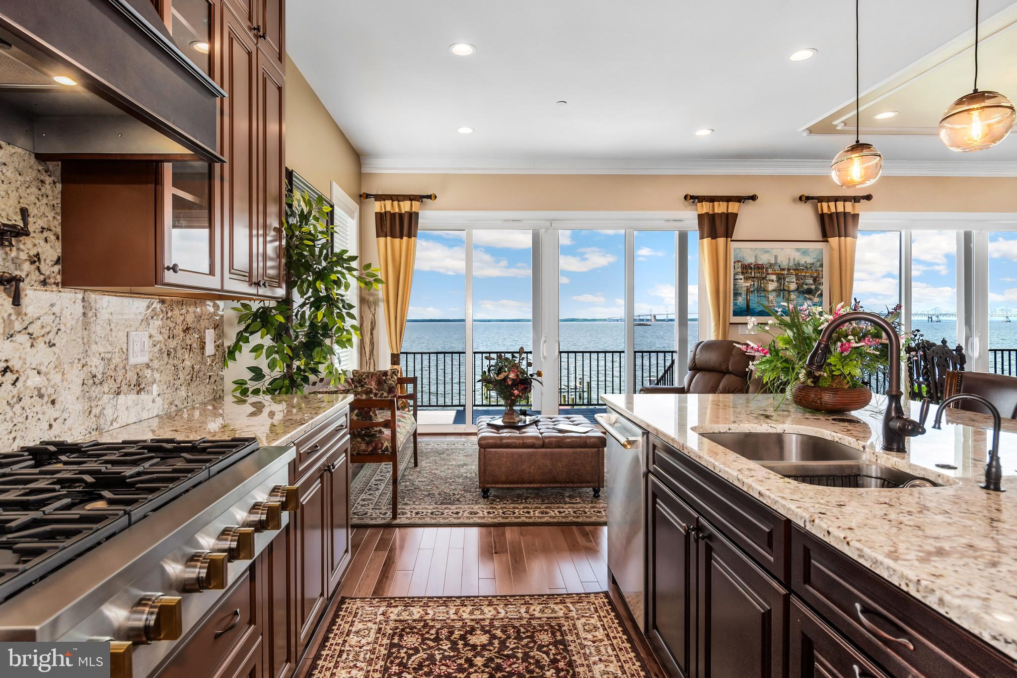 BAY CITY - Residential