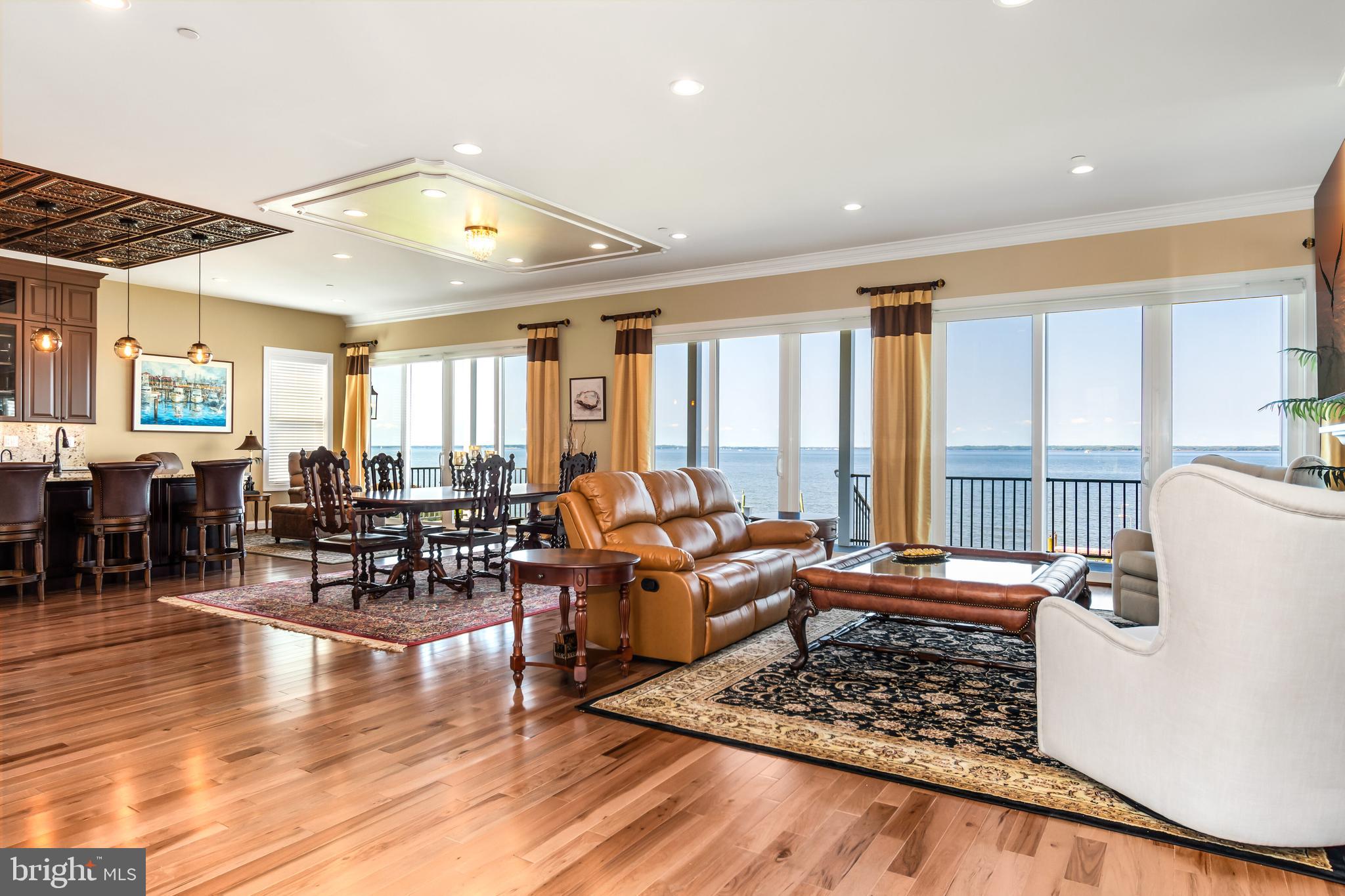 BAY CITY - Residential