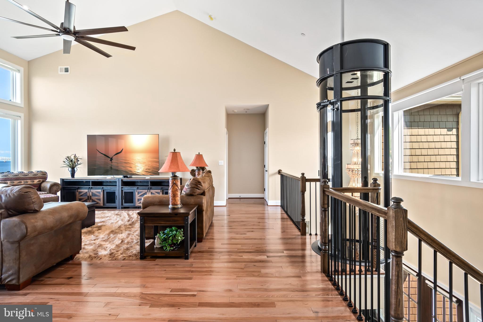 BAY CITY - Residential