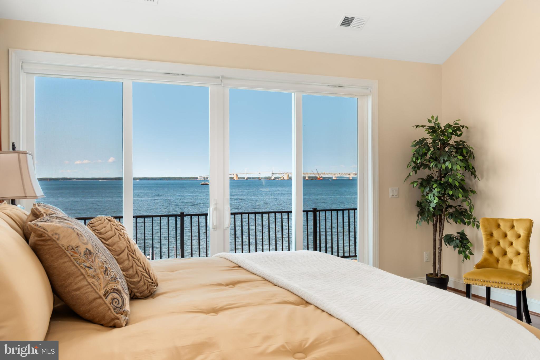 BAY CITY - Residential