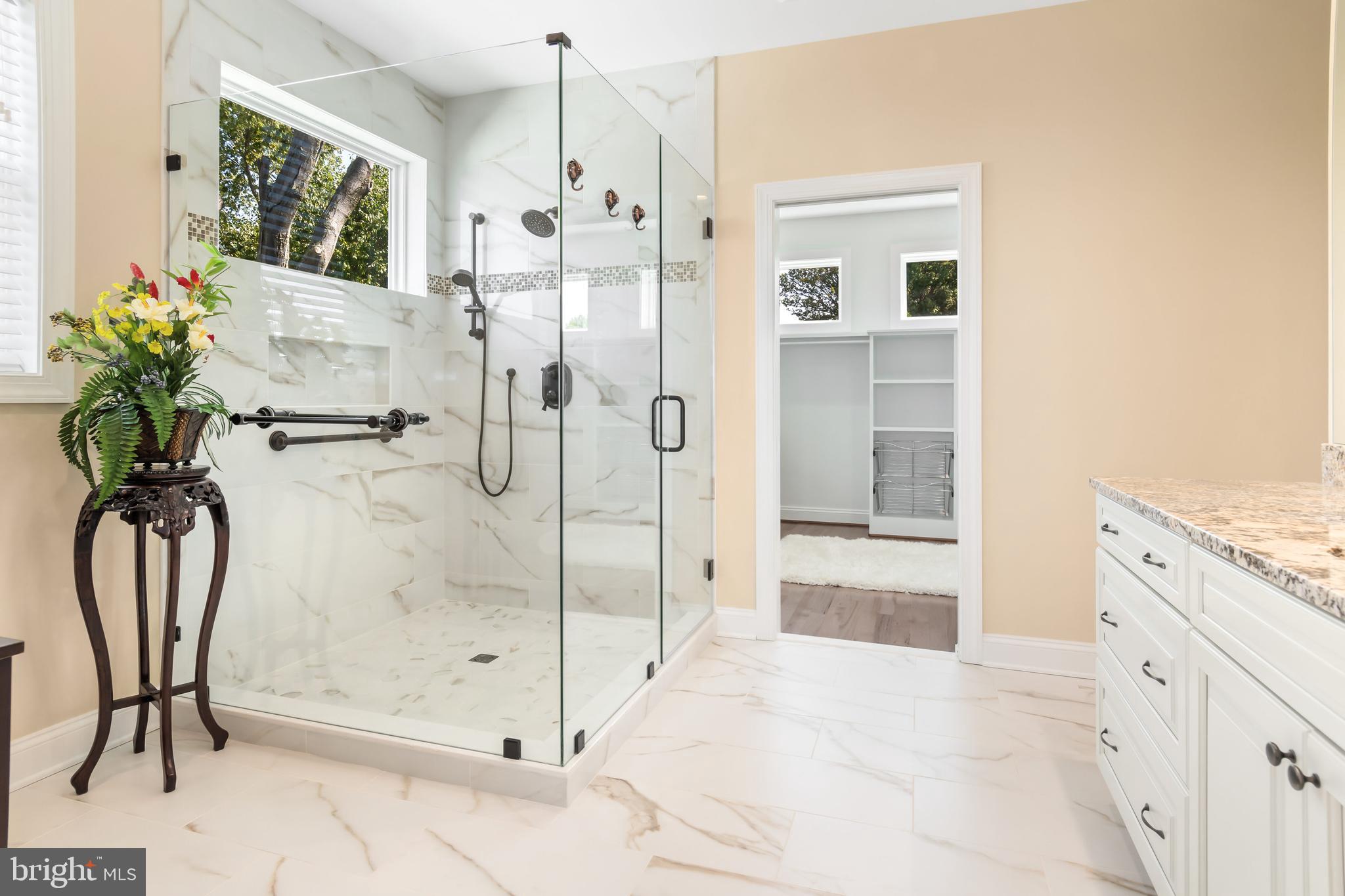 BAY CITY - Residential