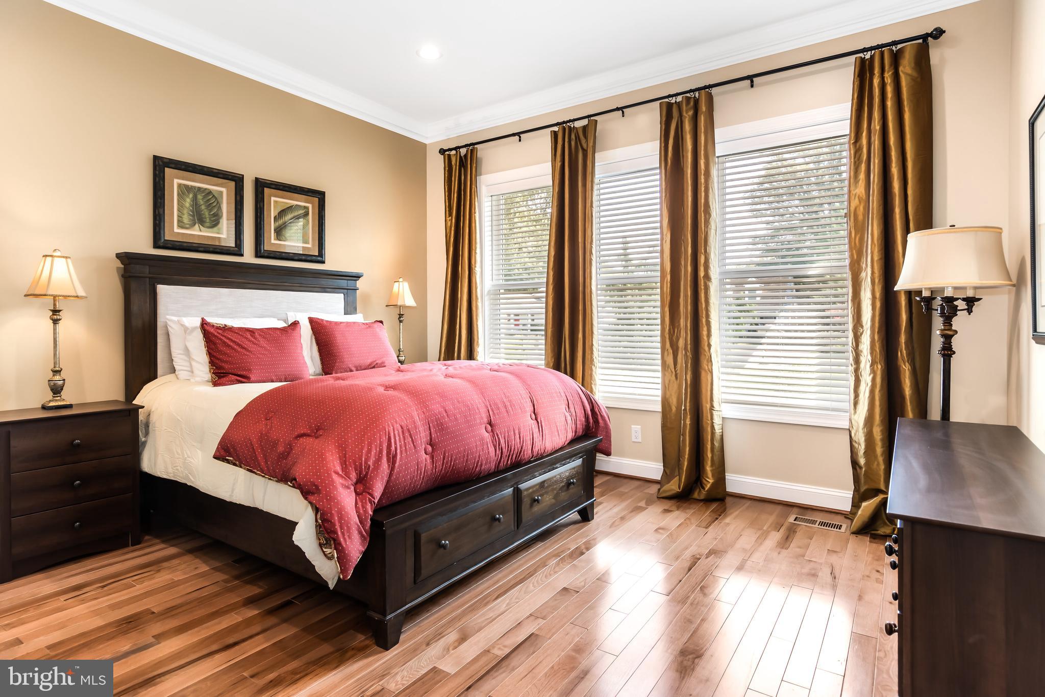 BAY CITY - Residential