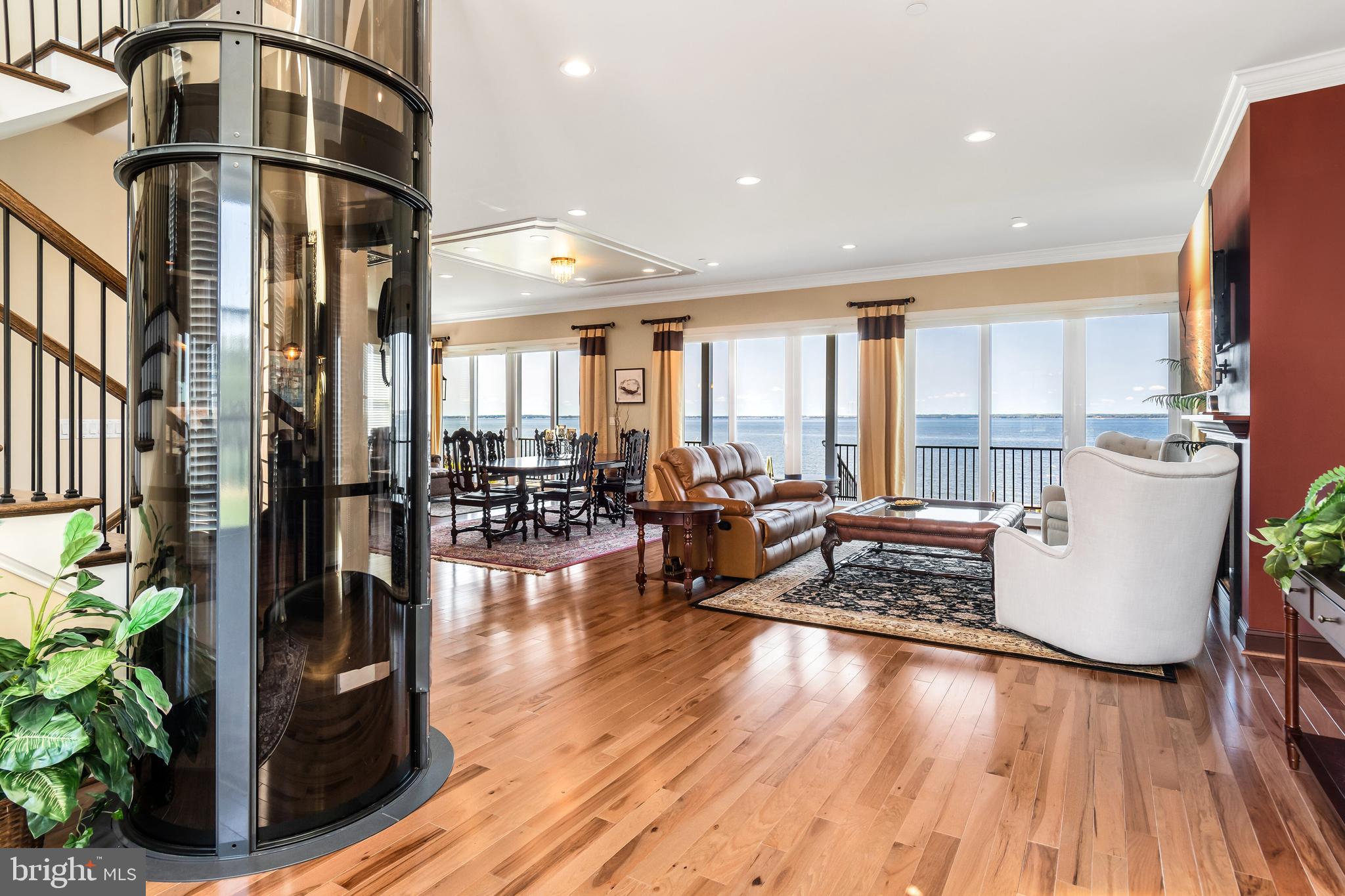 BAY CITY - Residential