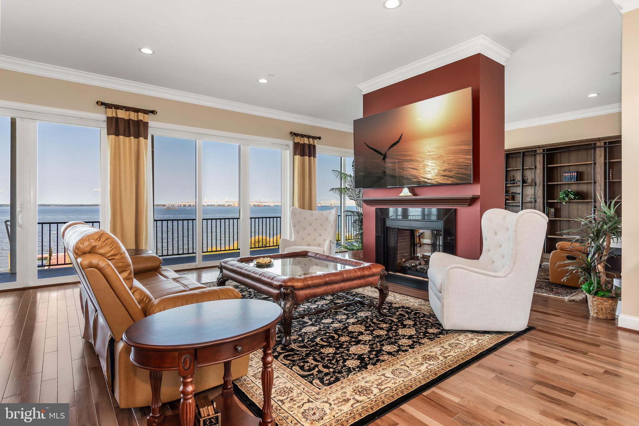 BAY CITY - Residential