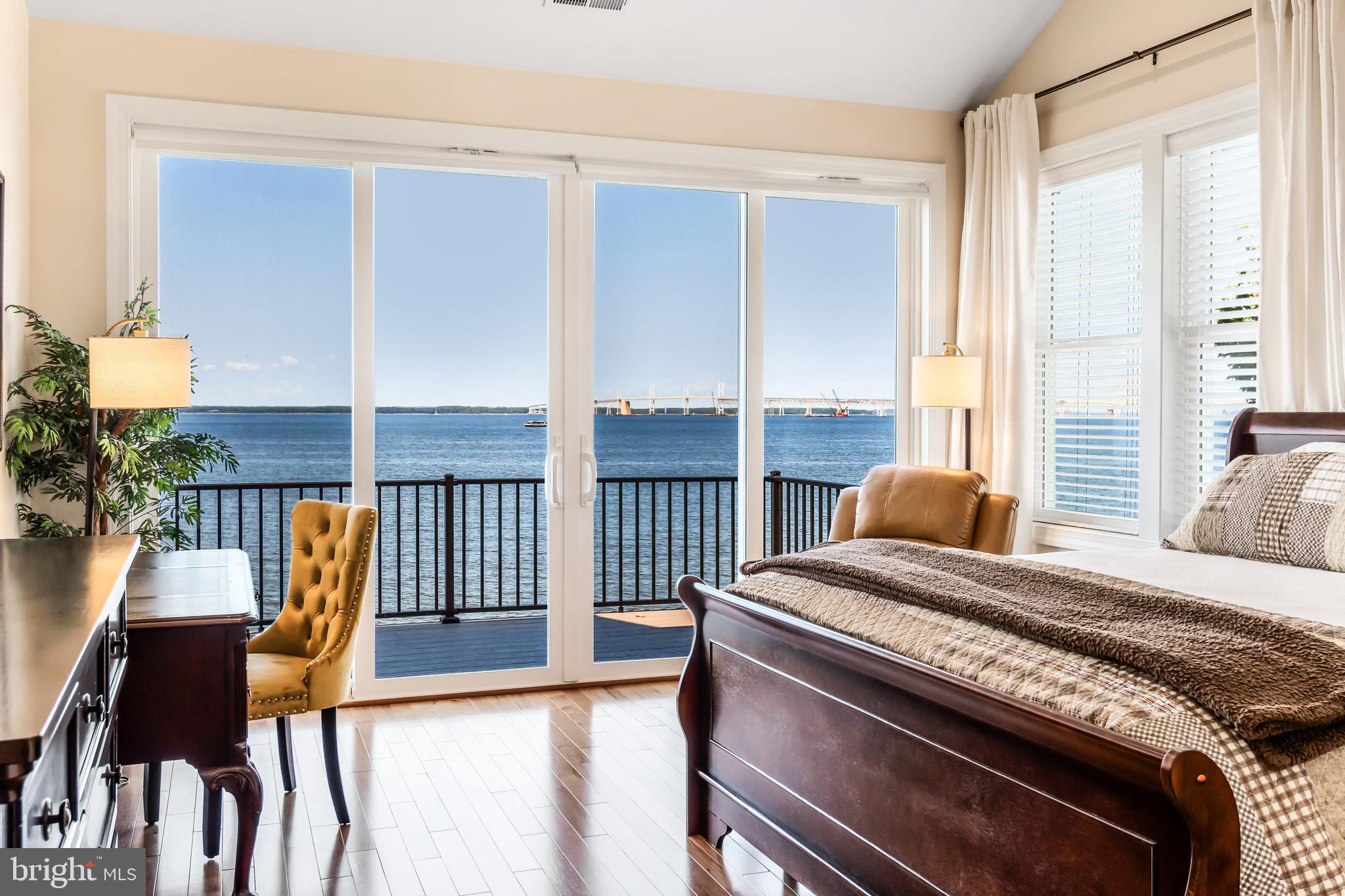 BAY CITY - Residential