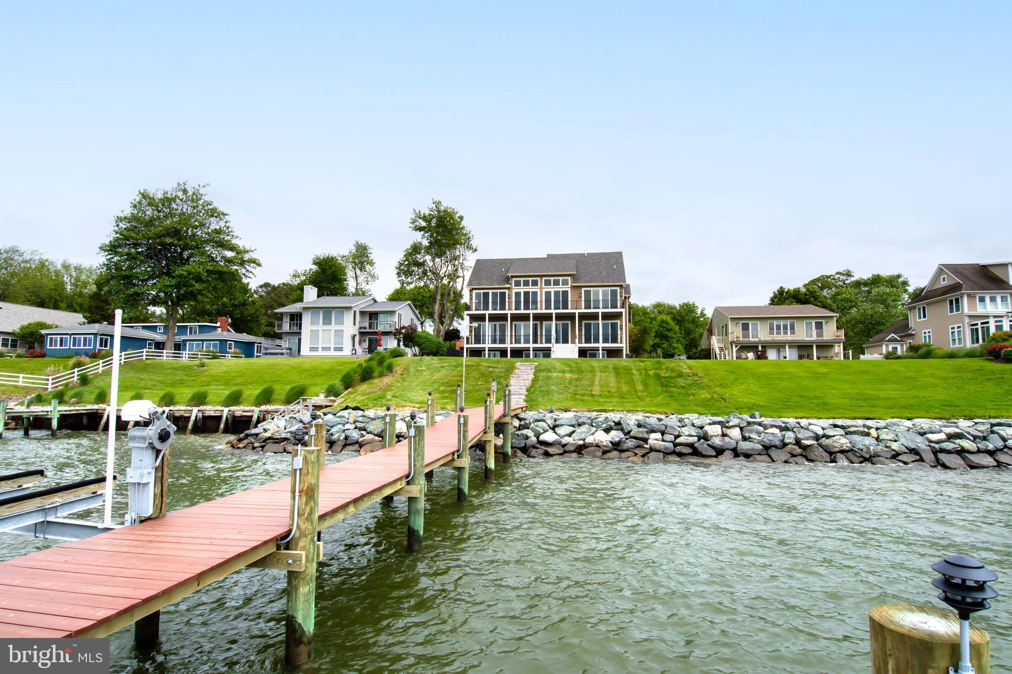 BAY CITY - Residential