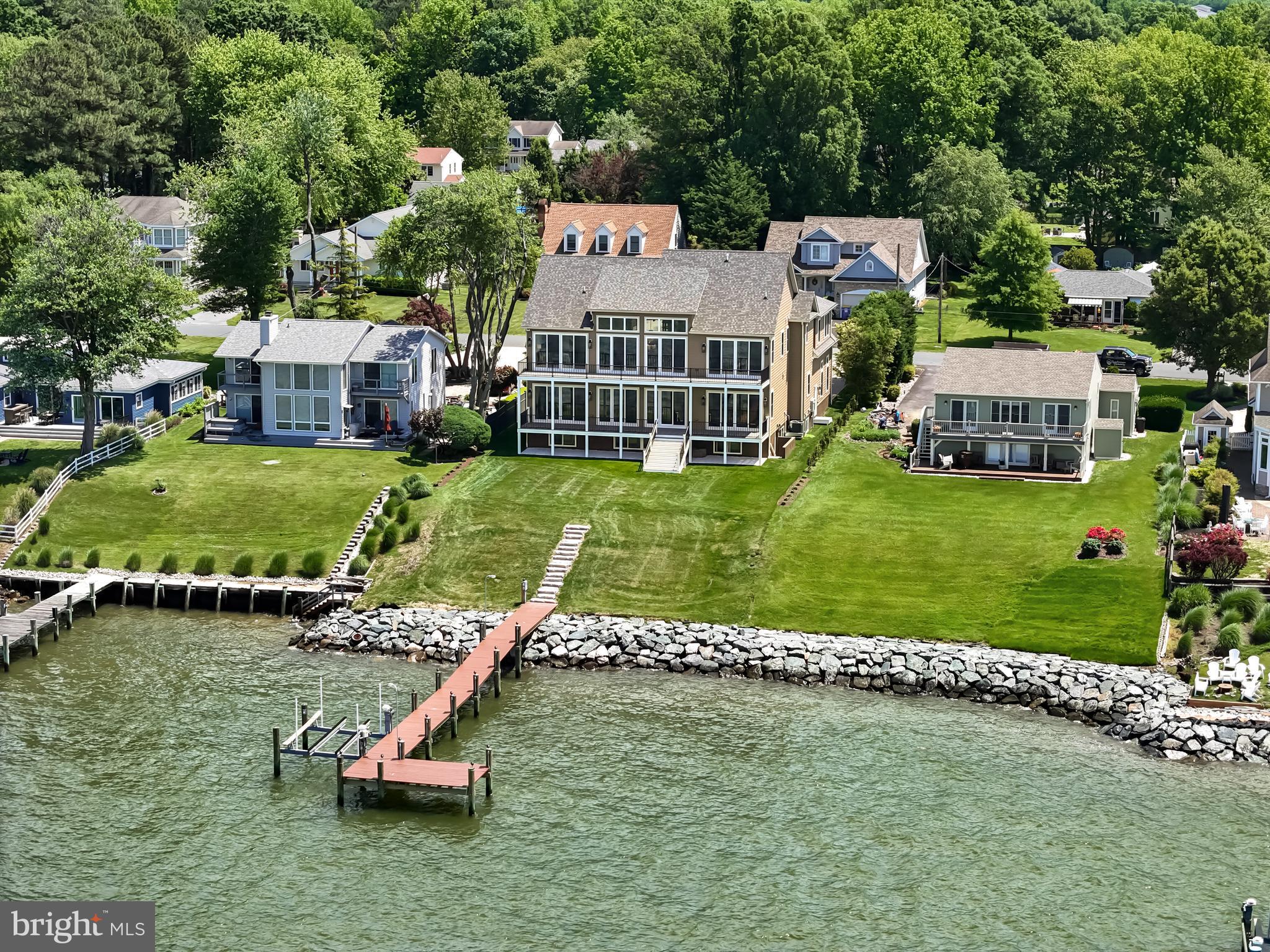 BAY CITY - Residential