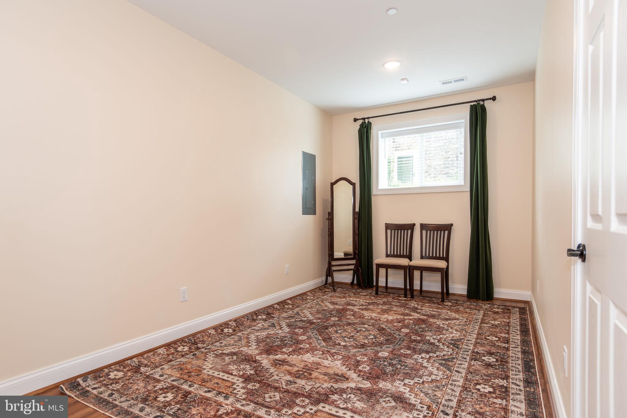 BAY CITY - Residential