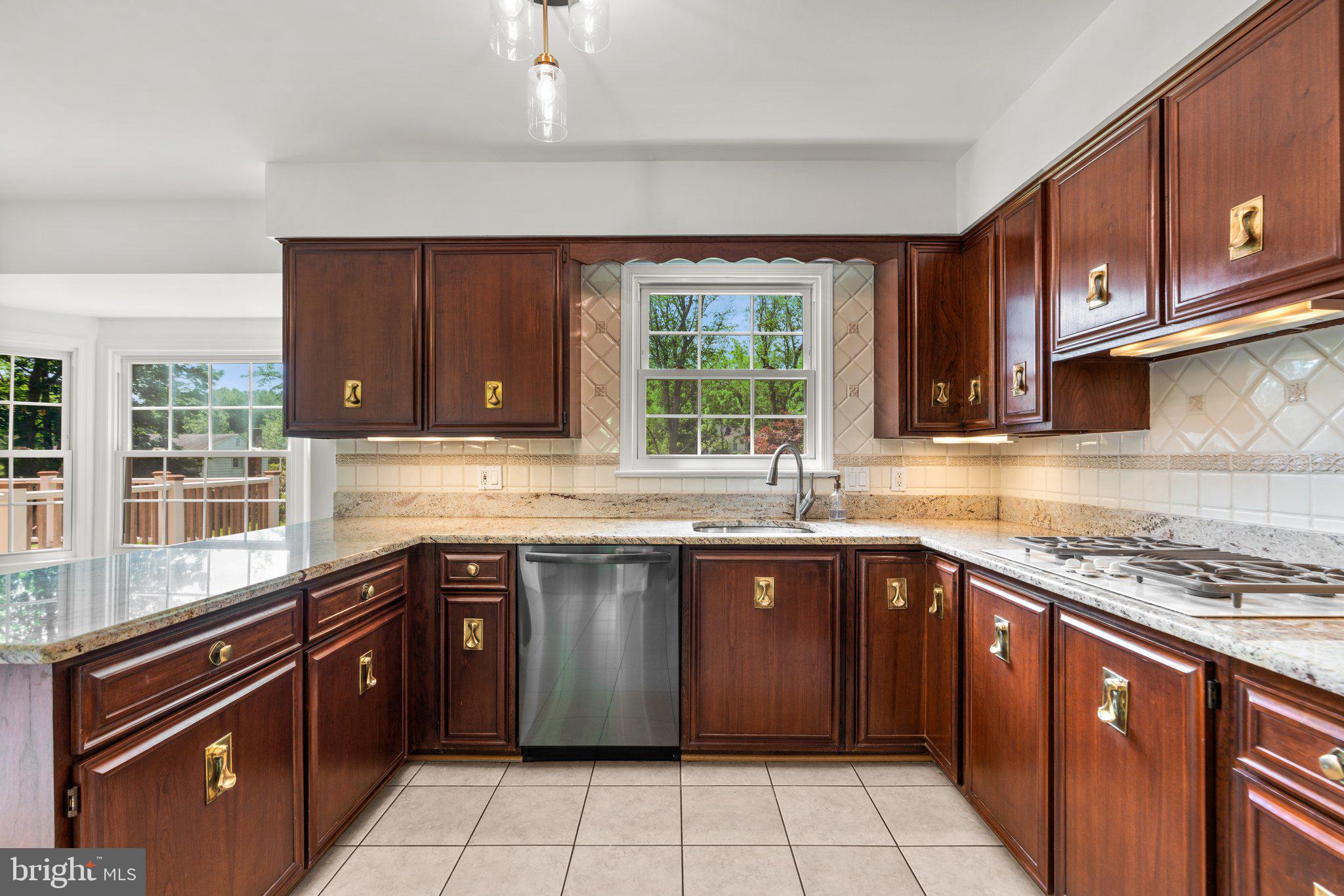 KEMP MILL FARMS - Residential