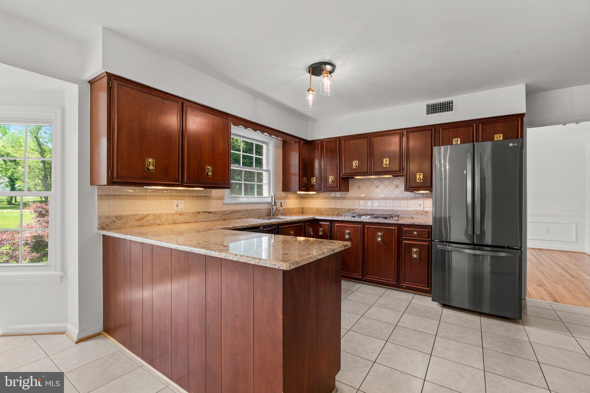 KEMP MILL FARMS - Residential