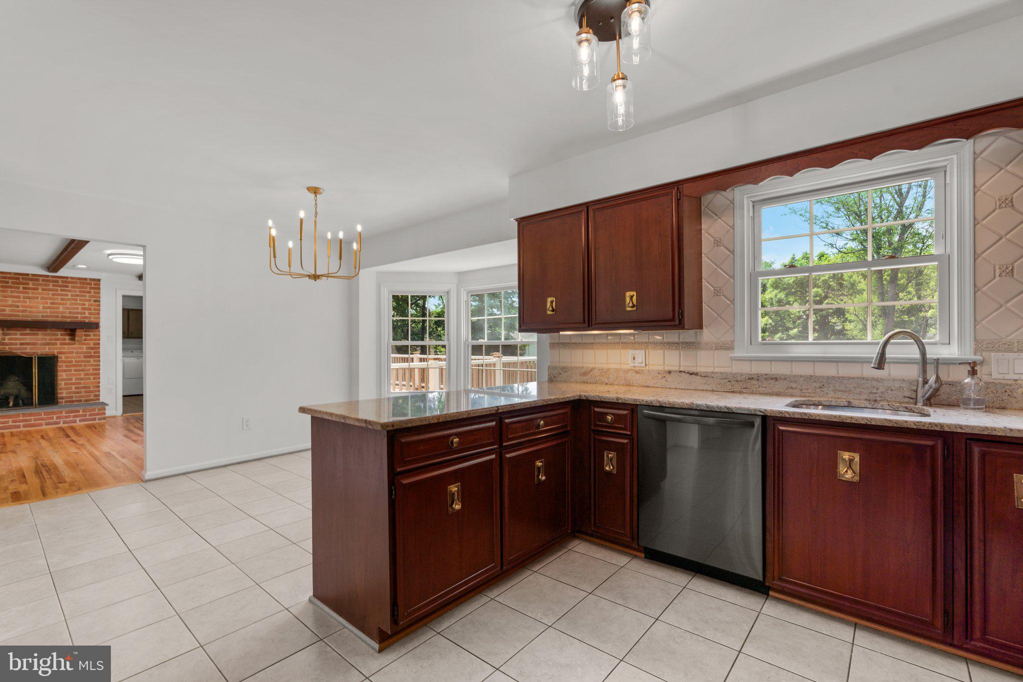 KEMP MILL FARMS - Residential