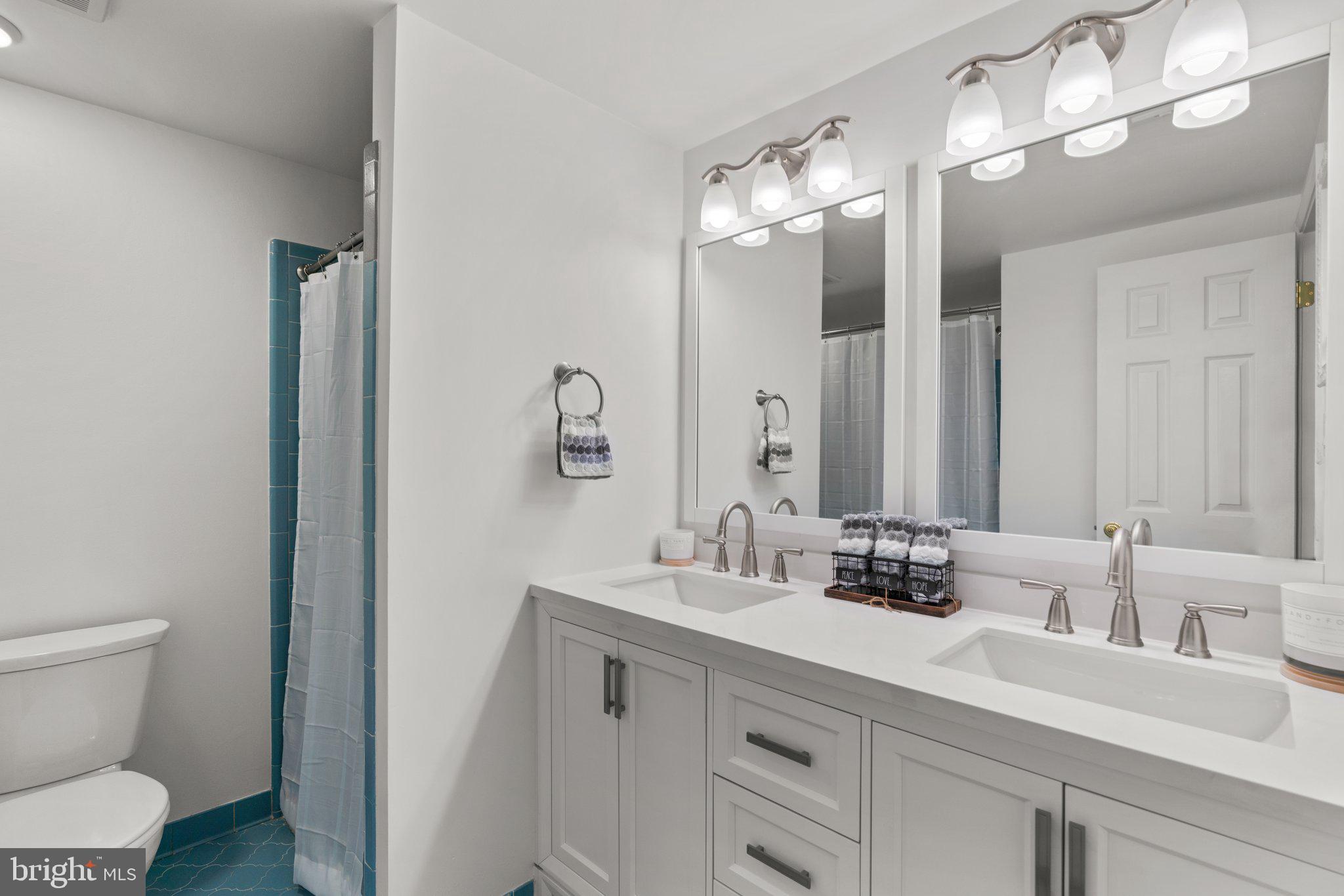 KEMP MILL FARMS - Residential