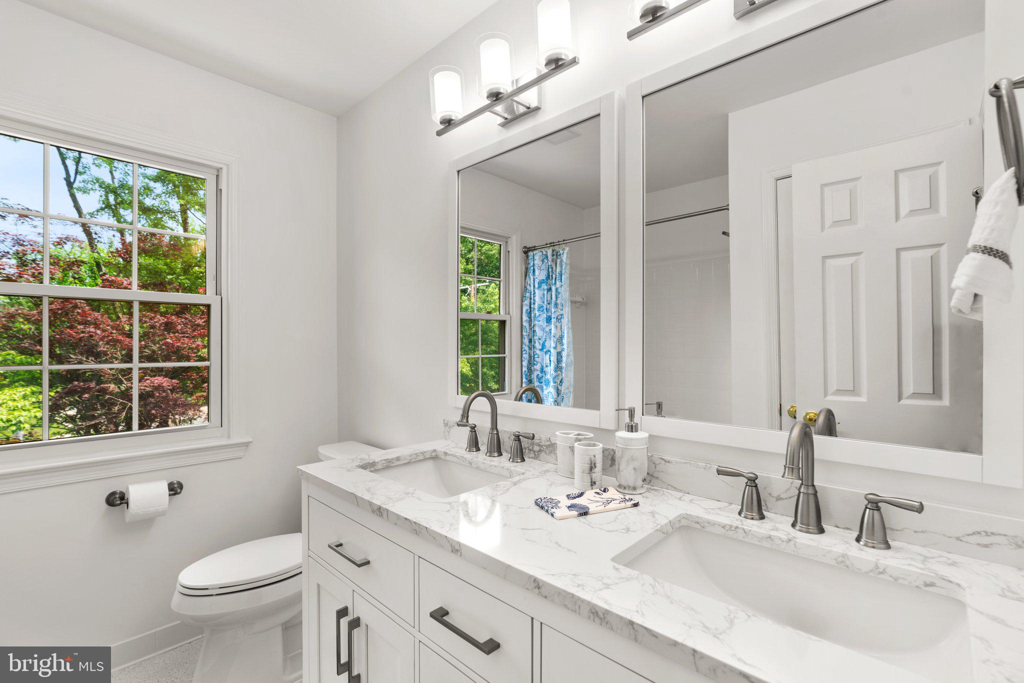 KEMP MILL FARMS - Residential