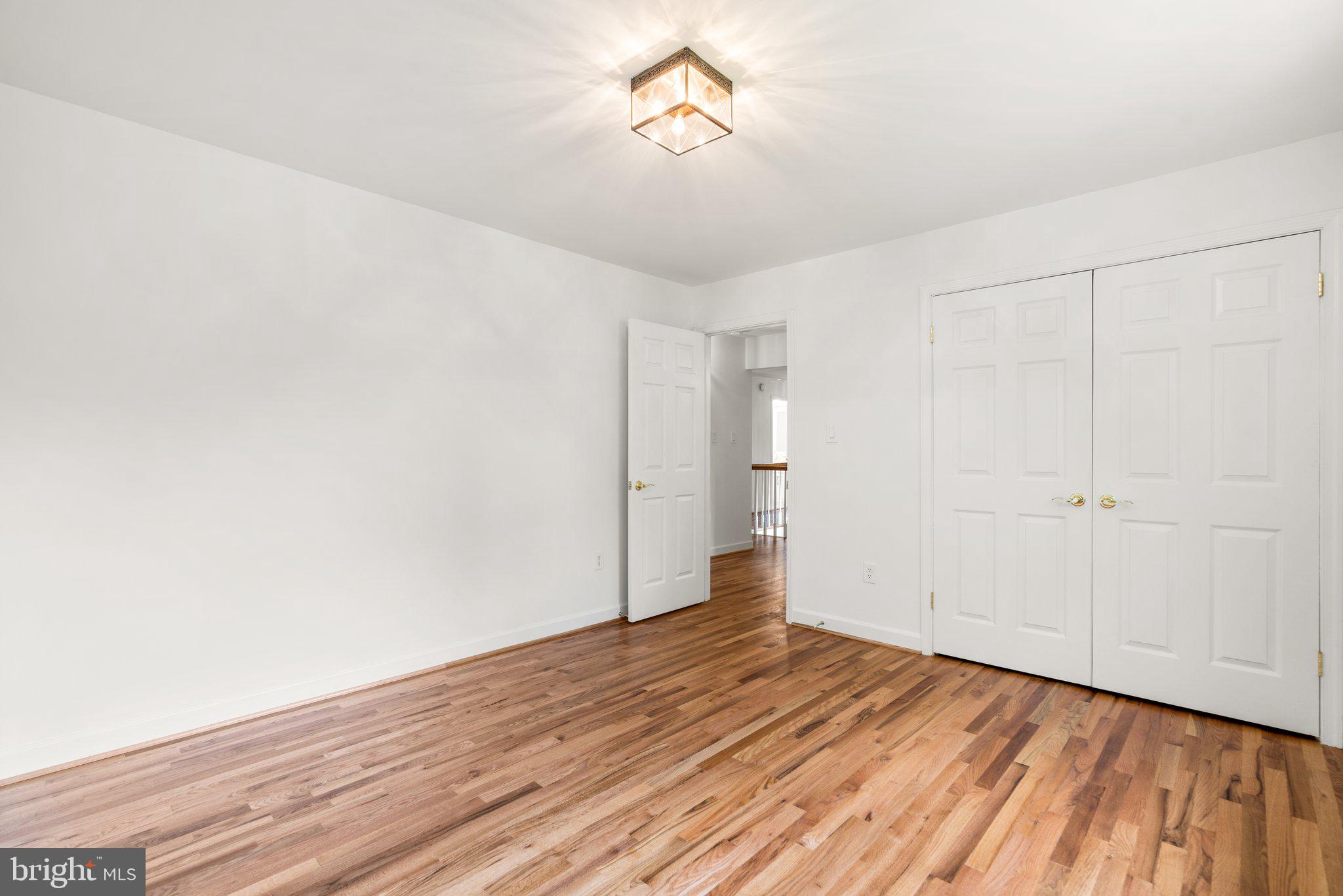 KEMP MILL FARMS - Residential