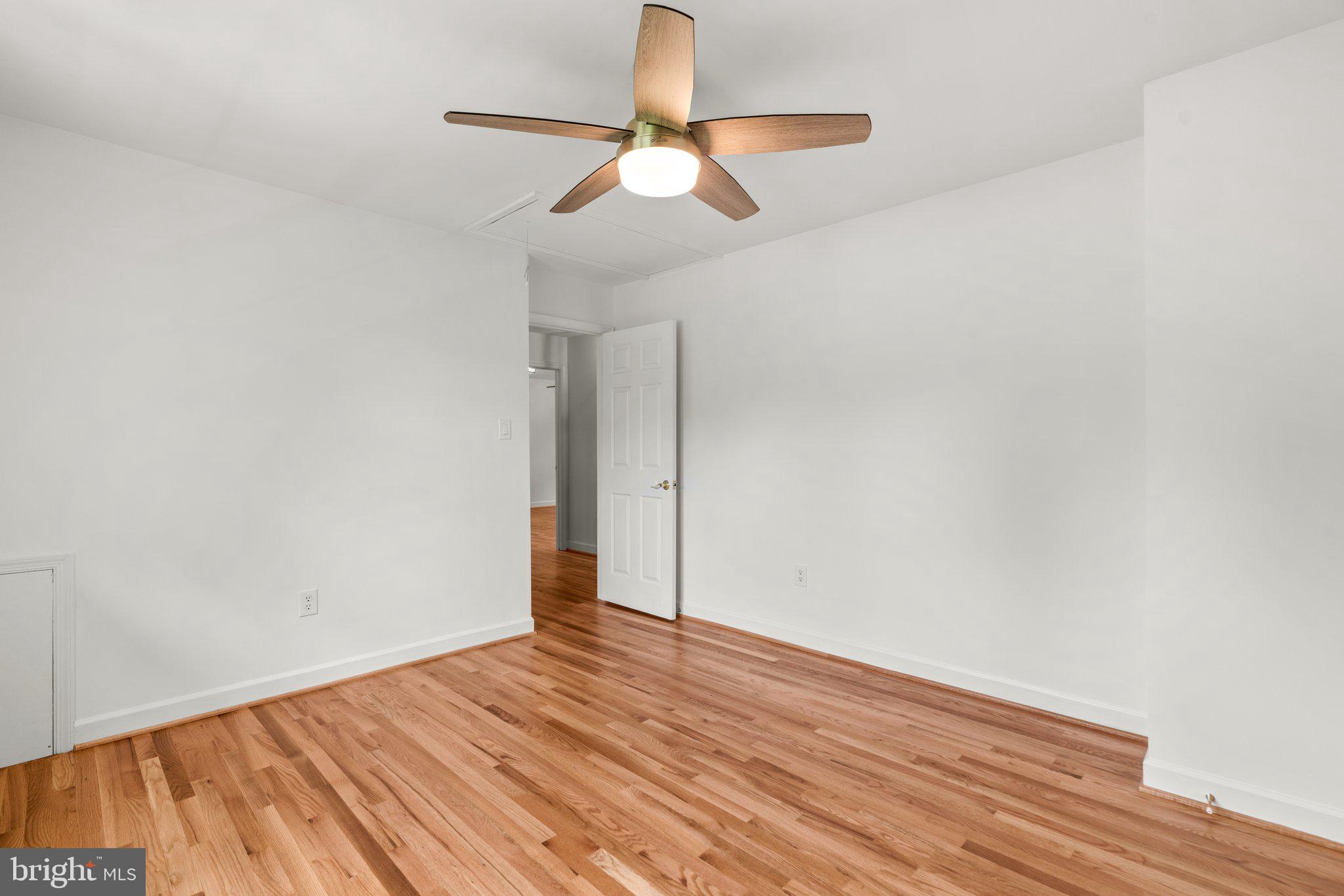 KEMP MILL FARMS - Residential