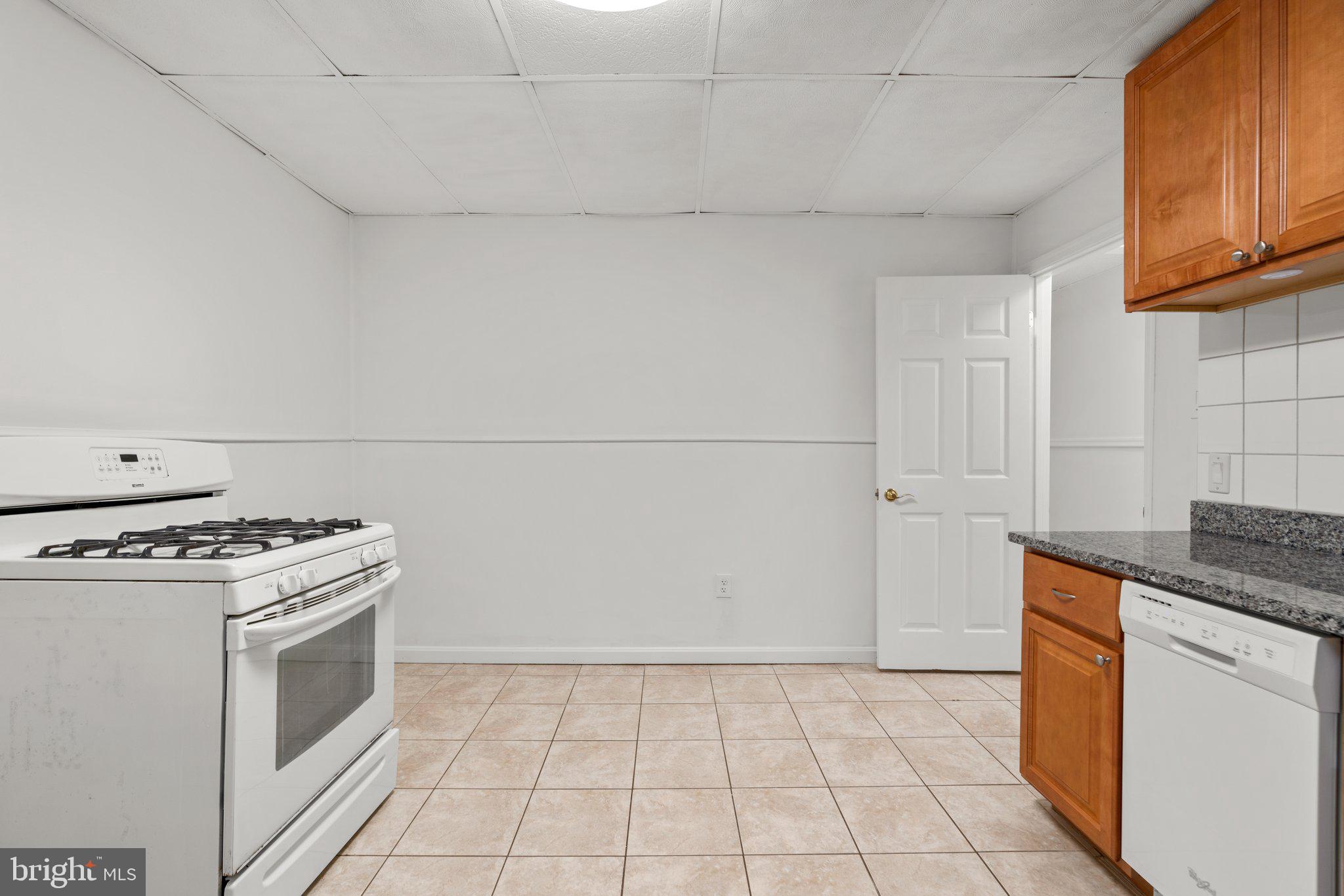 KEMP MILL FARMS - Residential