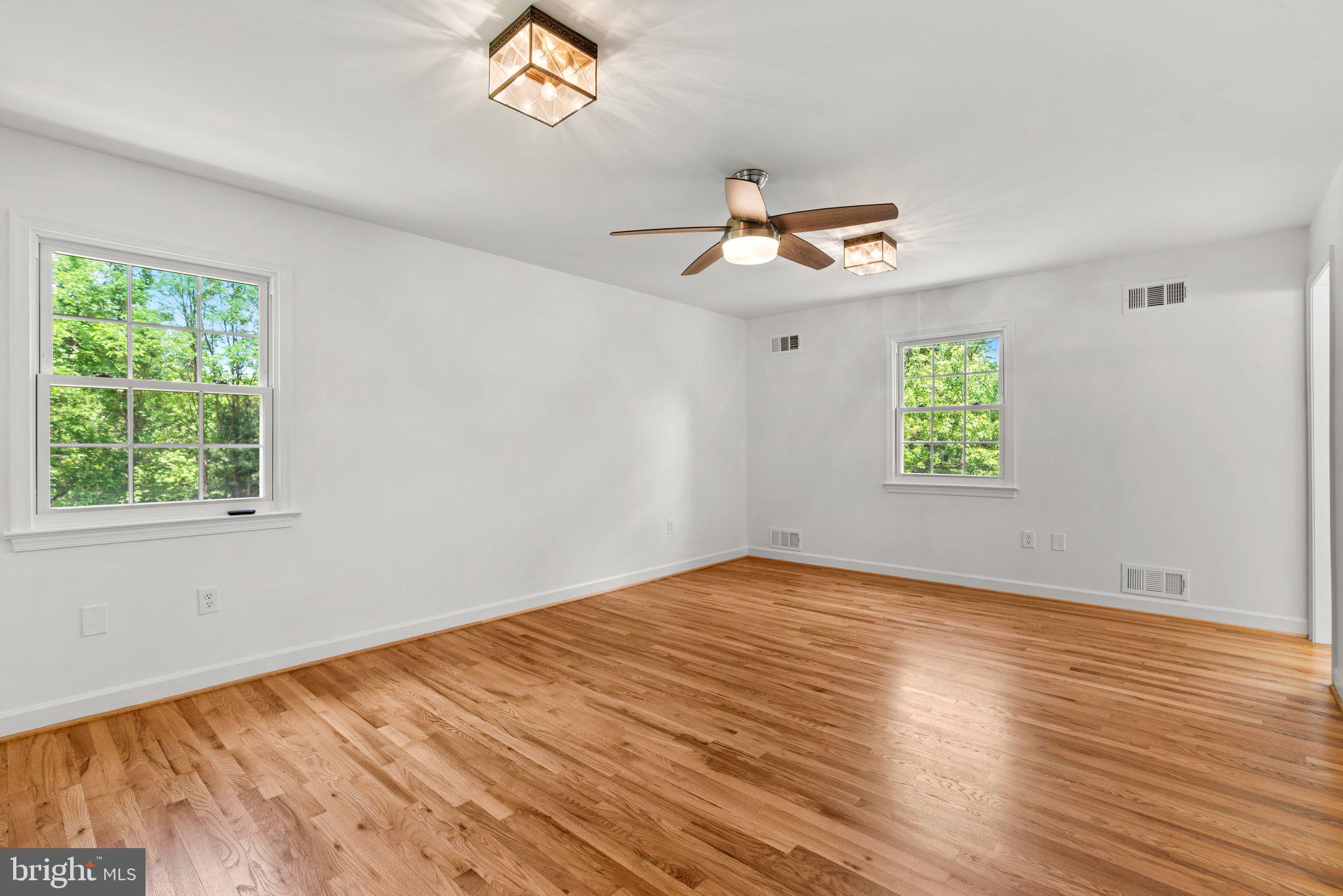 KEMP MILL FARMS - Residential