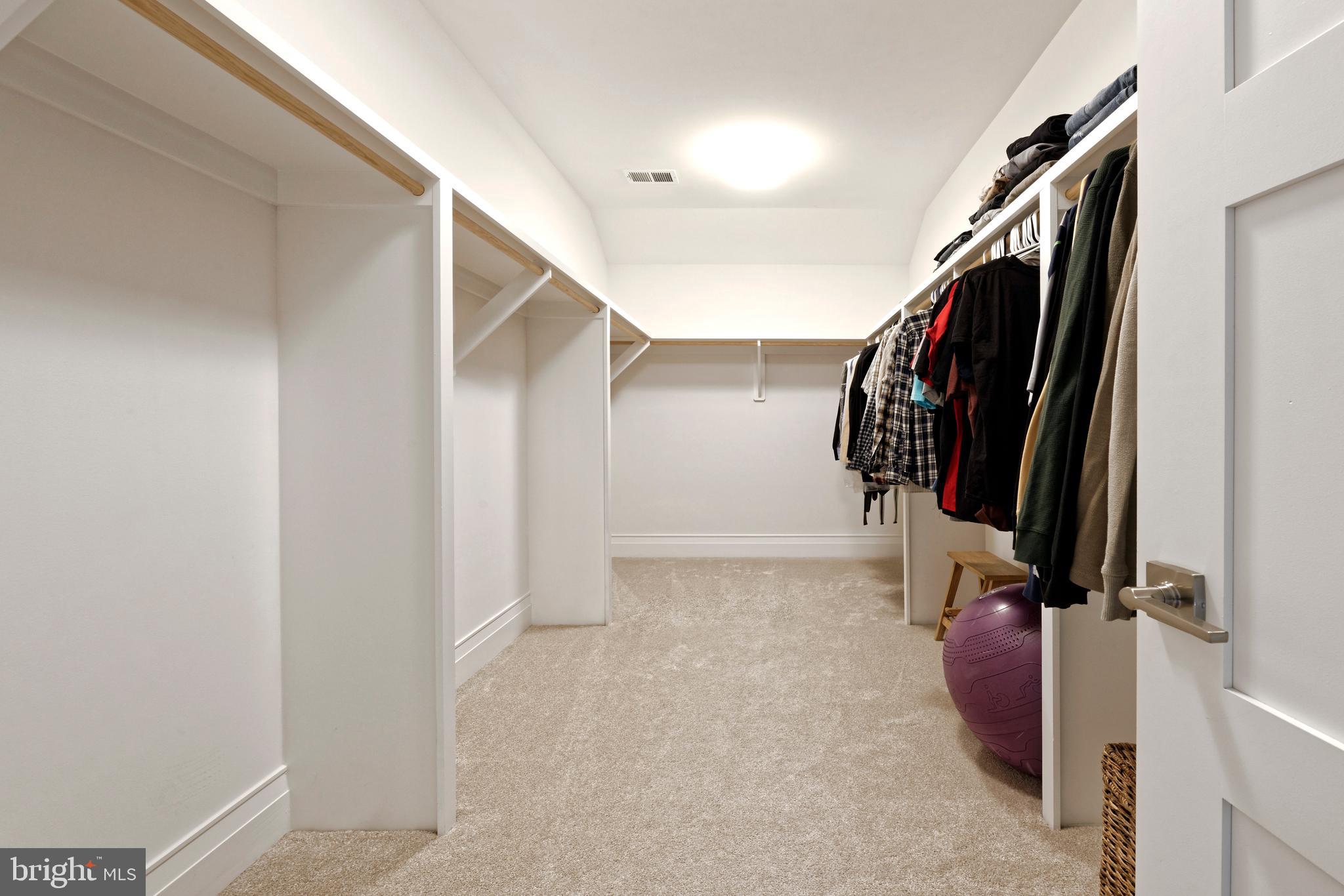 BANBURY CROSS RESERVE - Residential