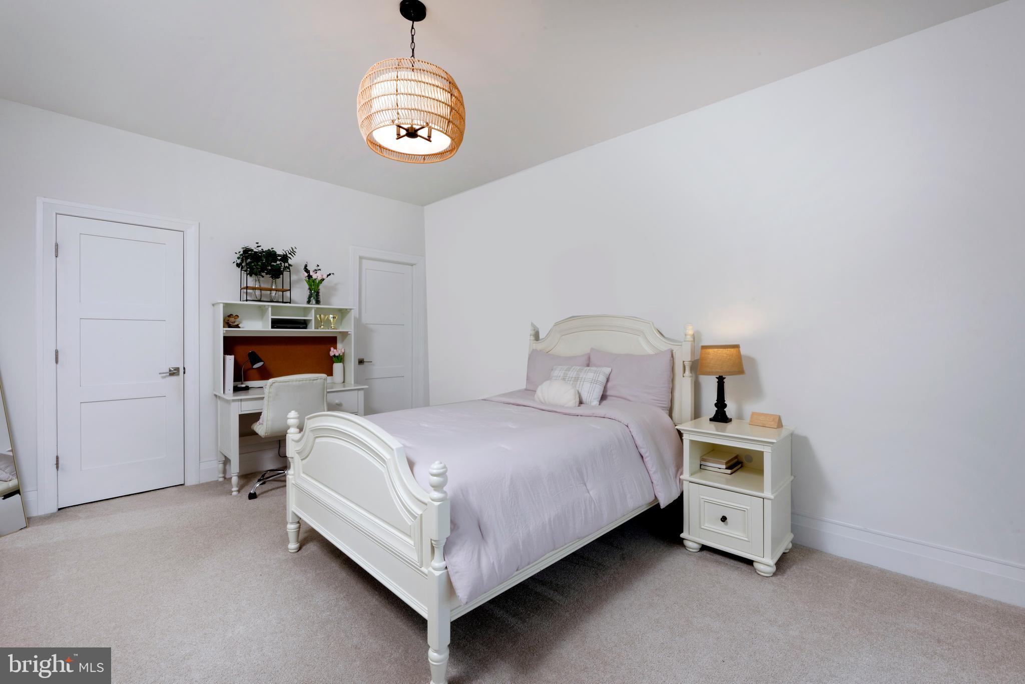 BANBURY CROSS RESERVE - Residential