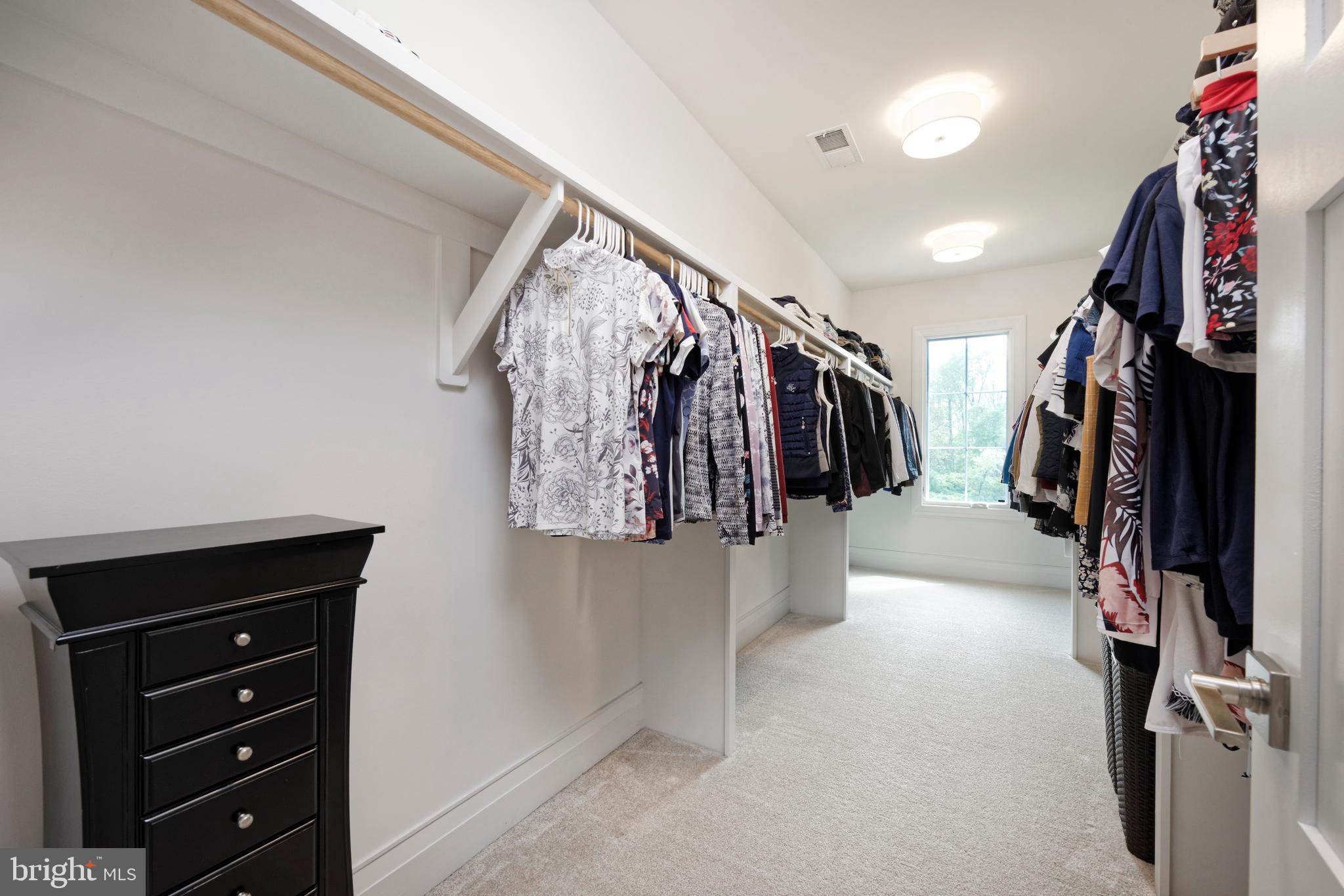 BANBURY CROSS RESERVE - Residential