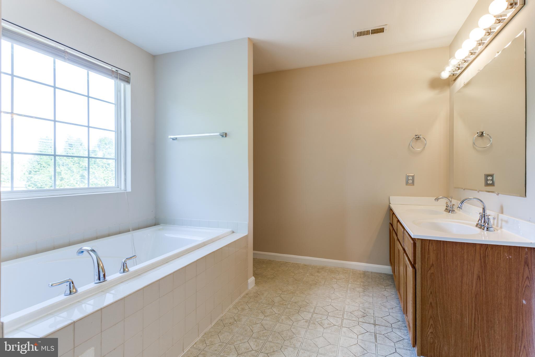 MECHANICSVILLE - Residential