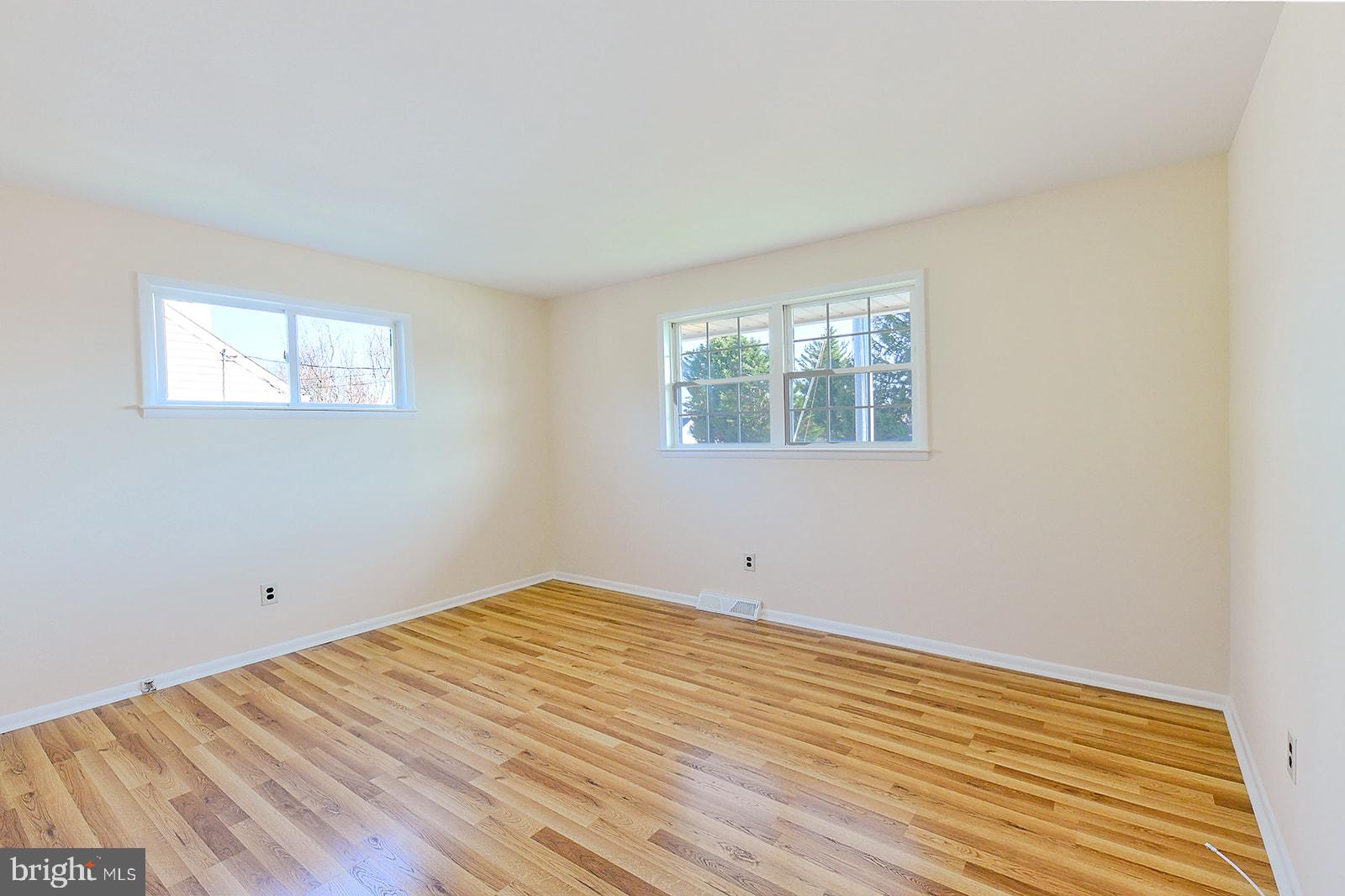 PERRYHALL - Residential