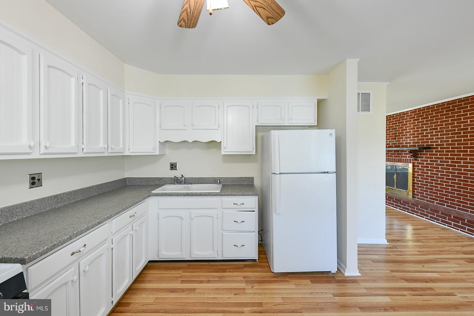 PERRYHALL - Residential