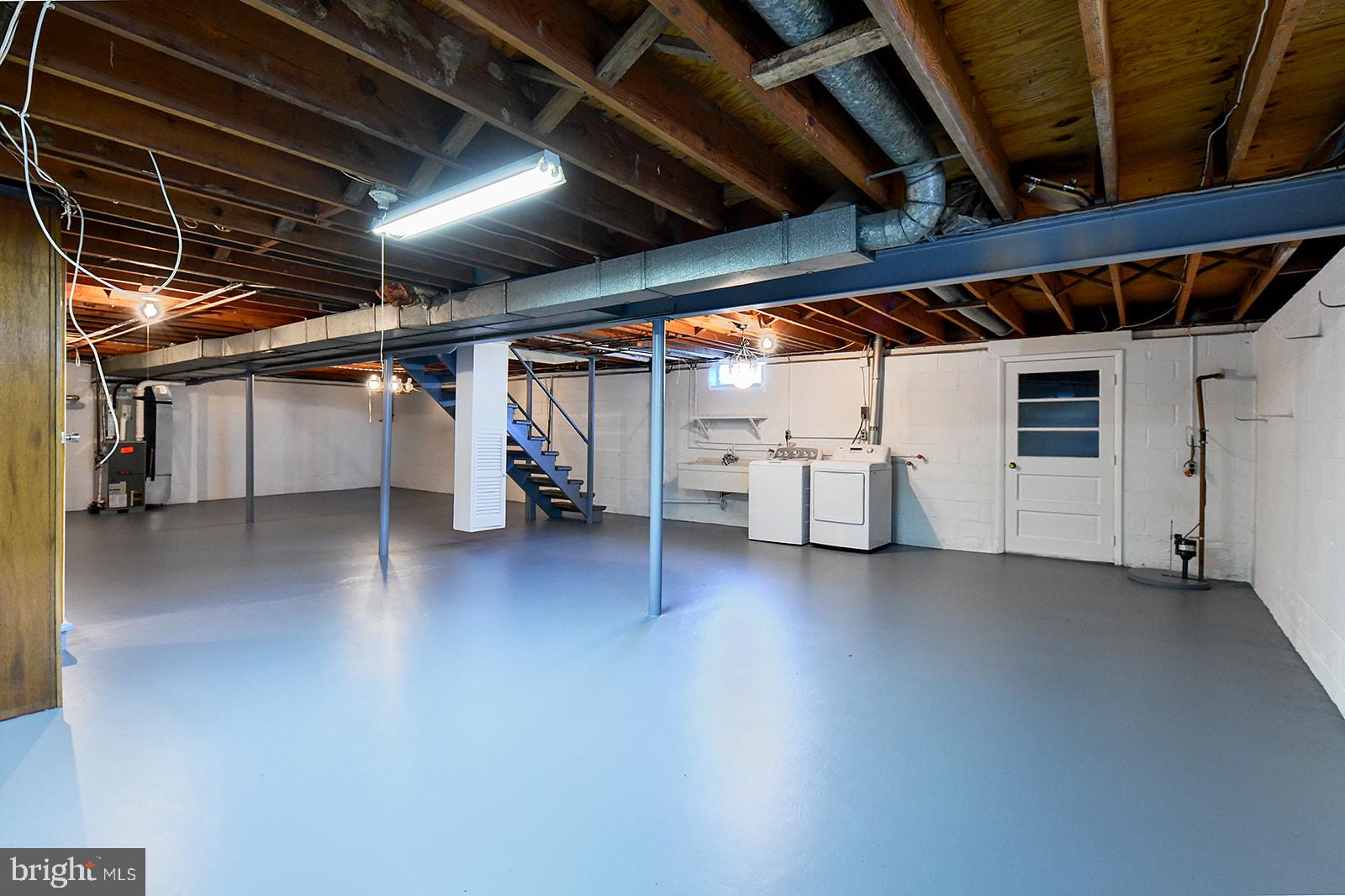 PERRYHALL - Residential