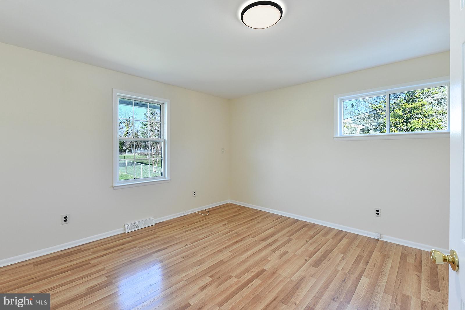 PERRYHALL - Residential