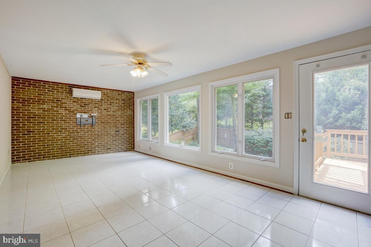 FALLSWICK - Residential Lease