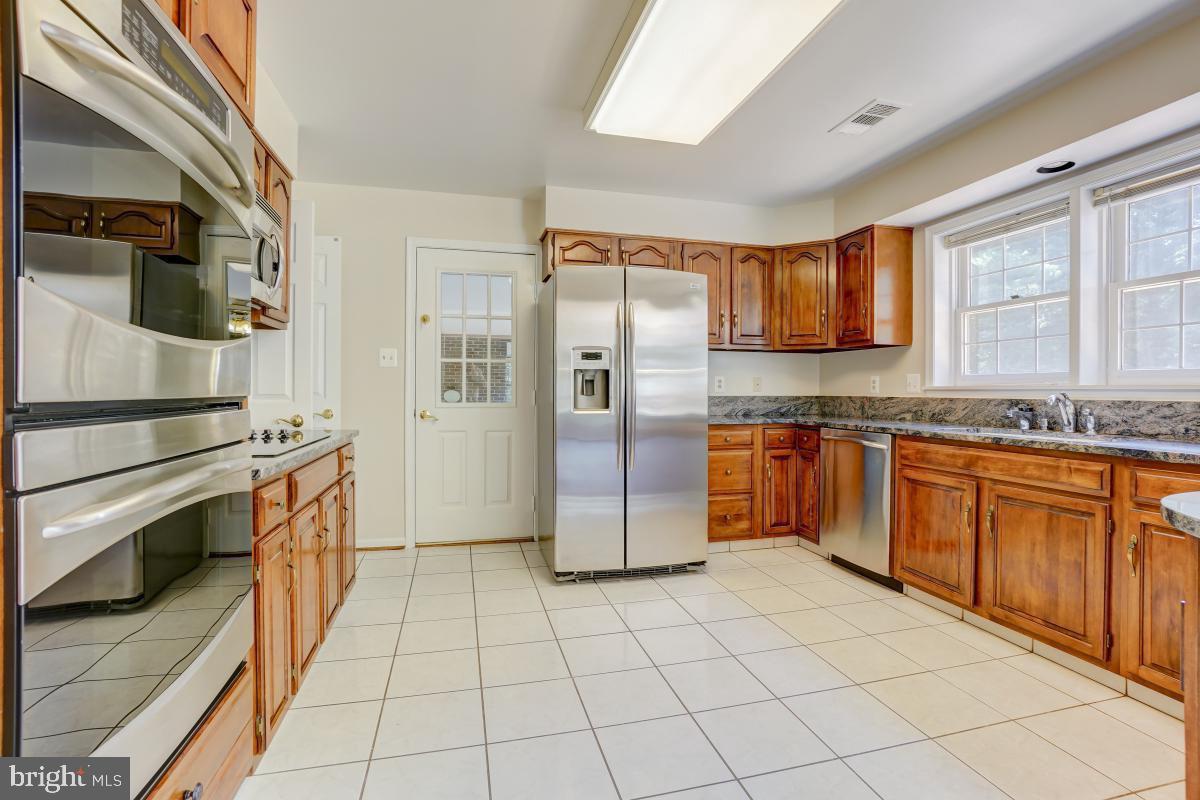 FALLSWICK - Residential Lease