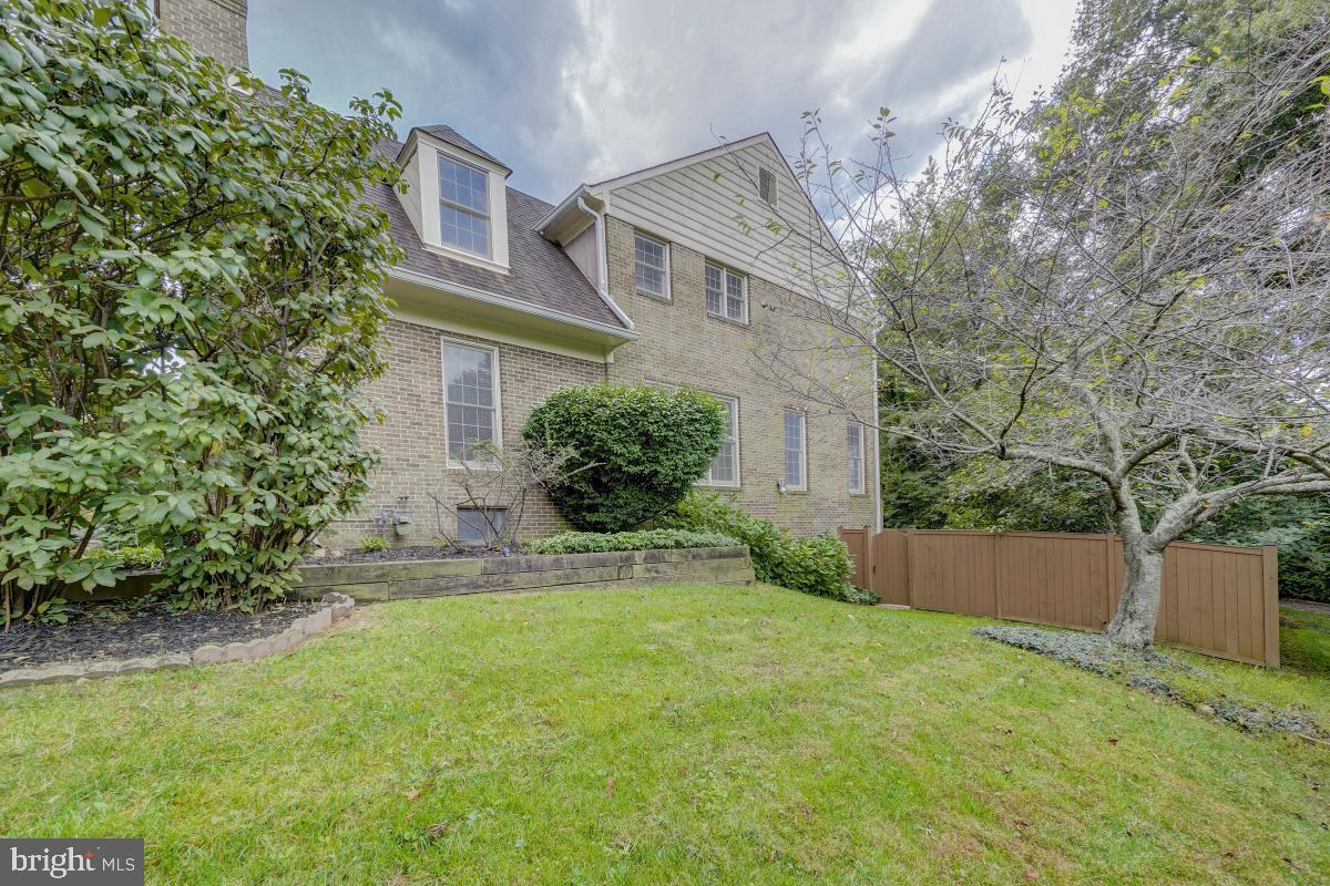 FALLSWICK - Residential Lease