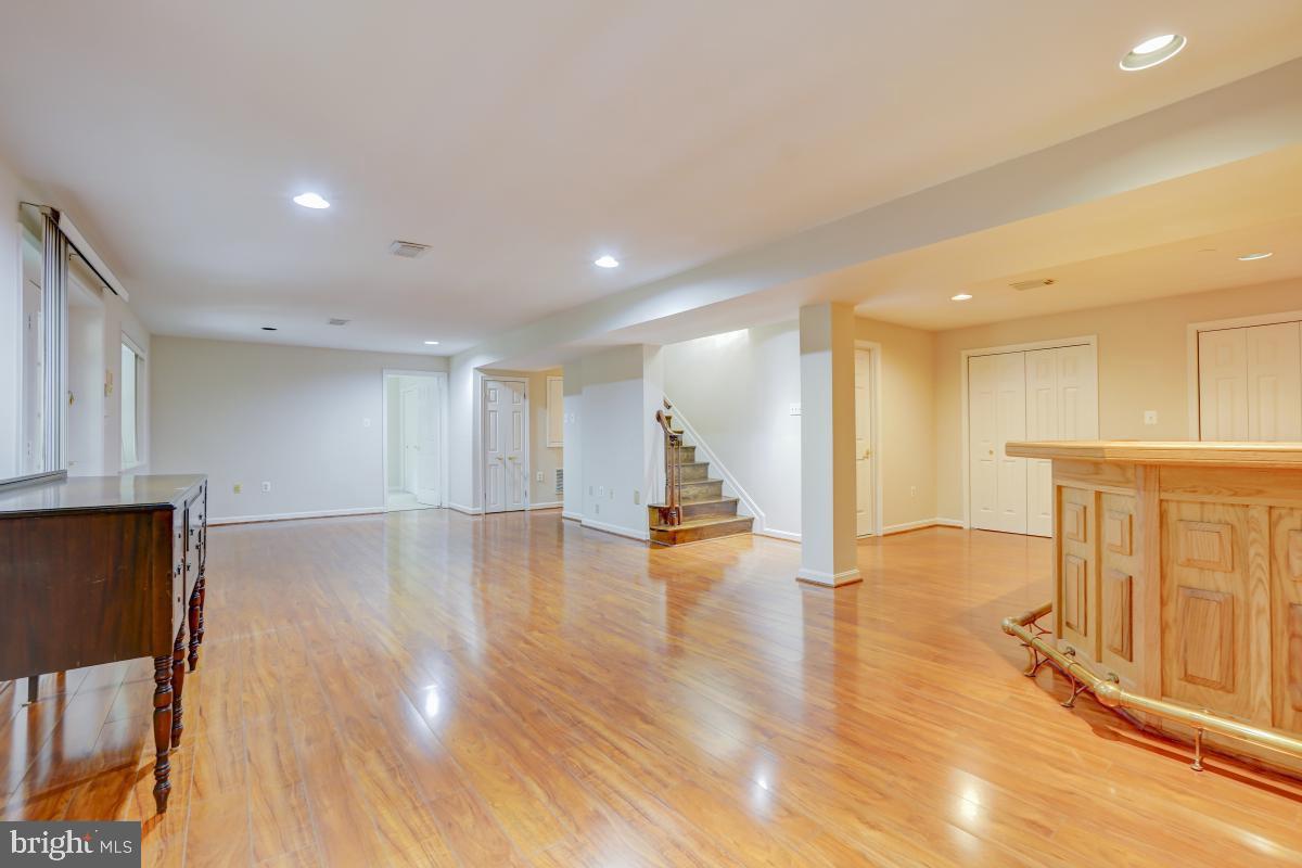 FALLSWICK - Residential Lease