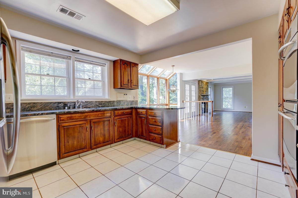 FALLSWICK - Residential Lease