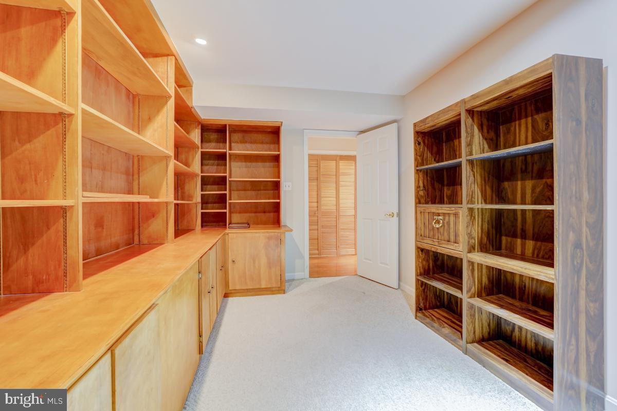 FALLSWICK - Residential Lease