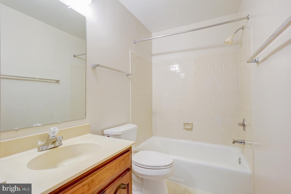 FALLSWICK - Residential Lease