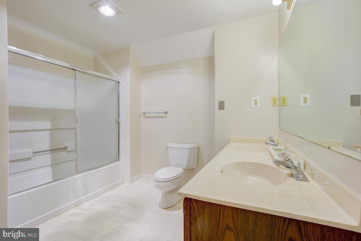 FALLSWICK - Residential Lease