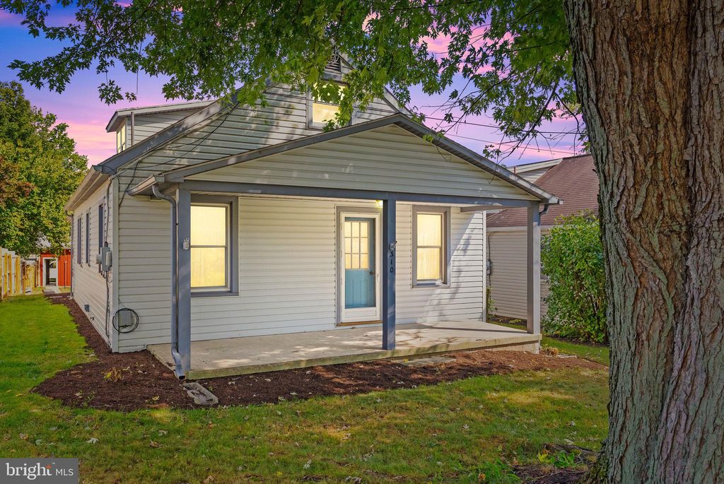 Photo of 310 N King Street, DENVER, PA 17517 (MLS # PALA2056970)